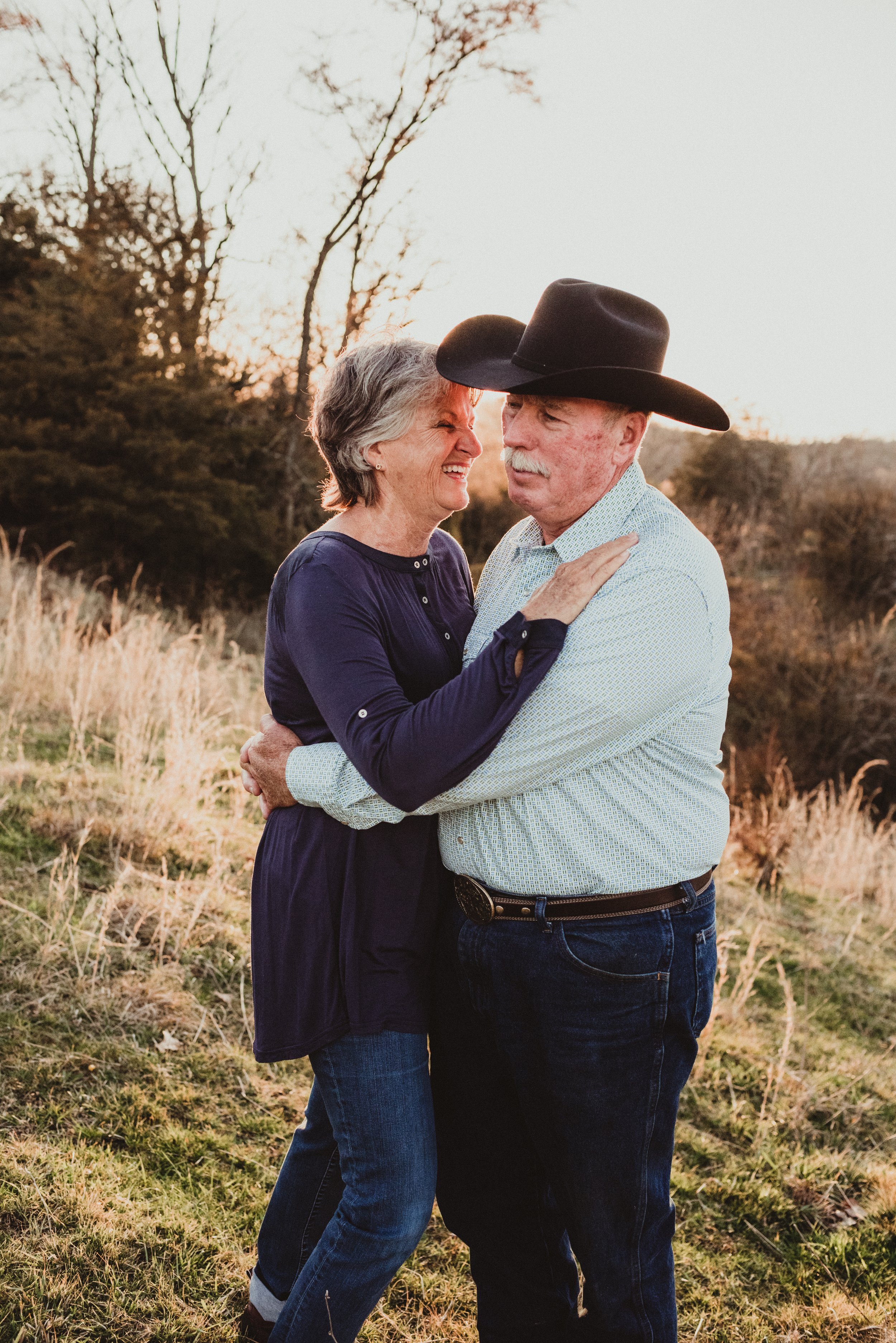 © Copyright 2022, Kimberly Philbeck_Hayes Anniversary Session_DSC_4349.jpg