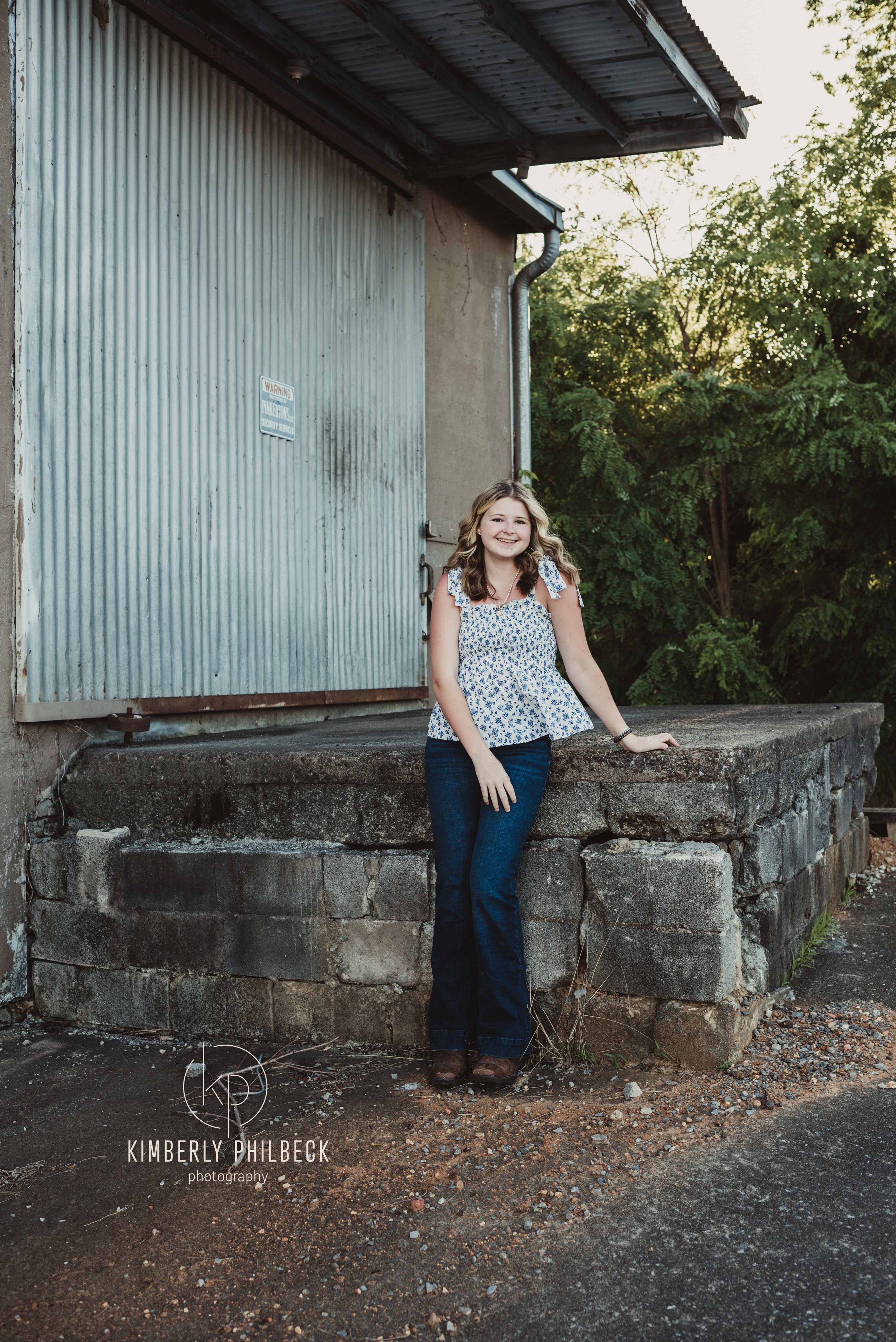 © Copyright 2022, Kimberly Philbeck_WisecarverSeniorSession_DSC_0717.jpg