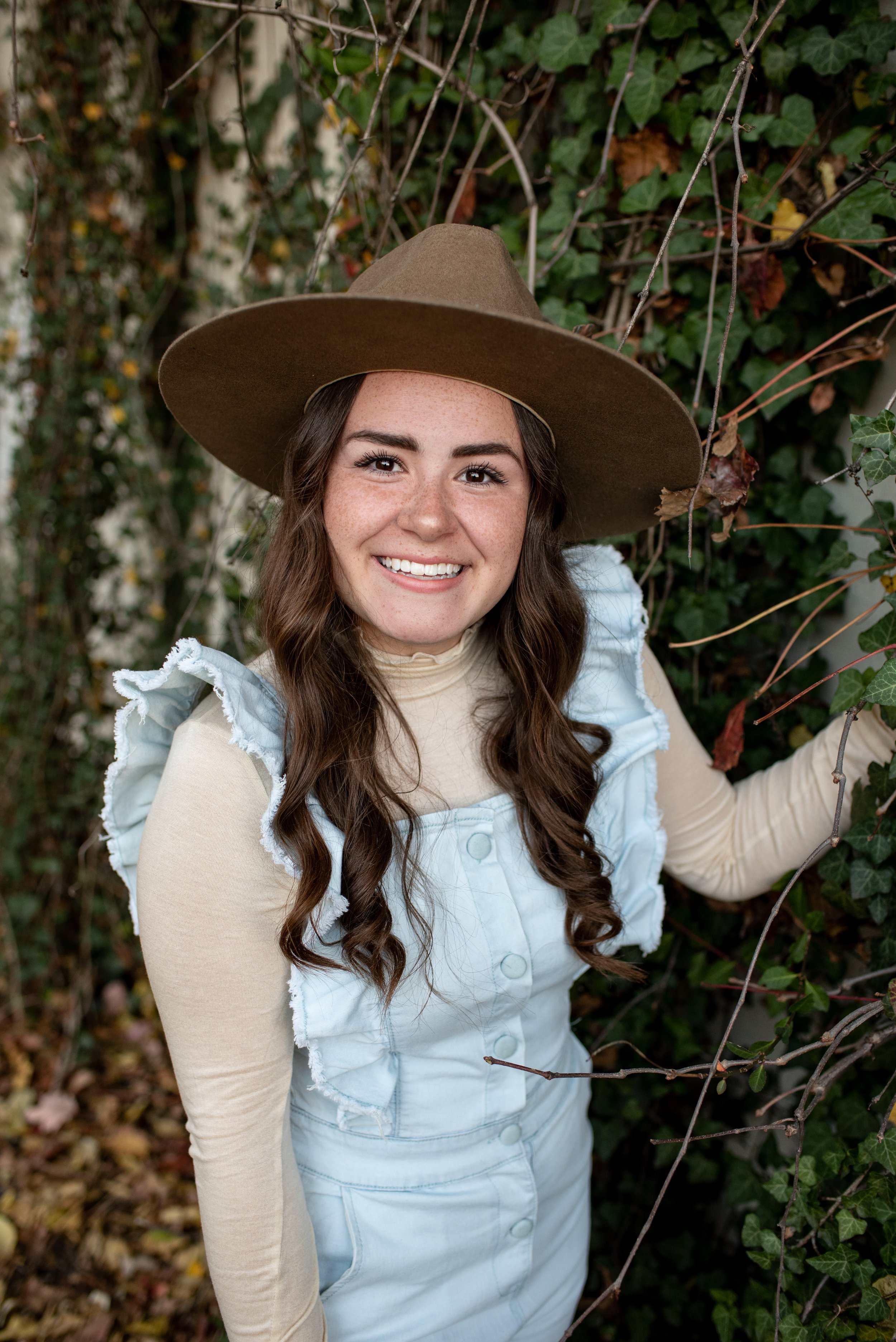 © Copyright 2022, Kimberly Philbeck_MyleeSenior_DSC_2890.jpg
