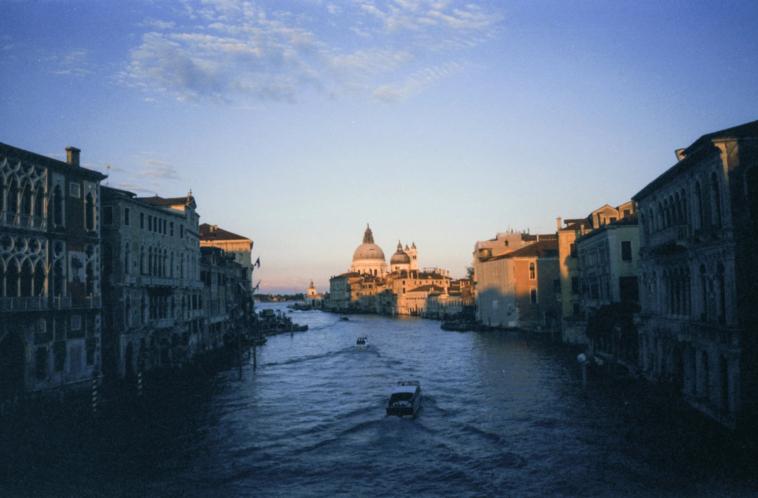 cinestill400-10-1.jpg