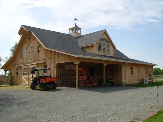 barn11.jpg