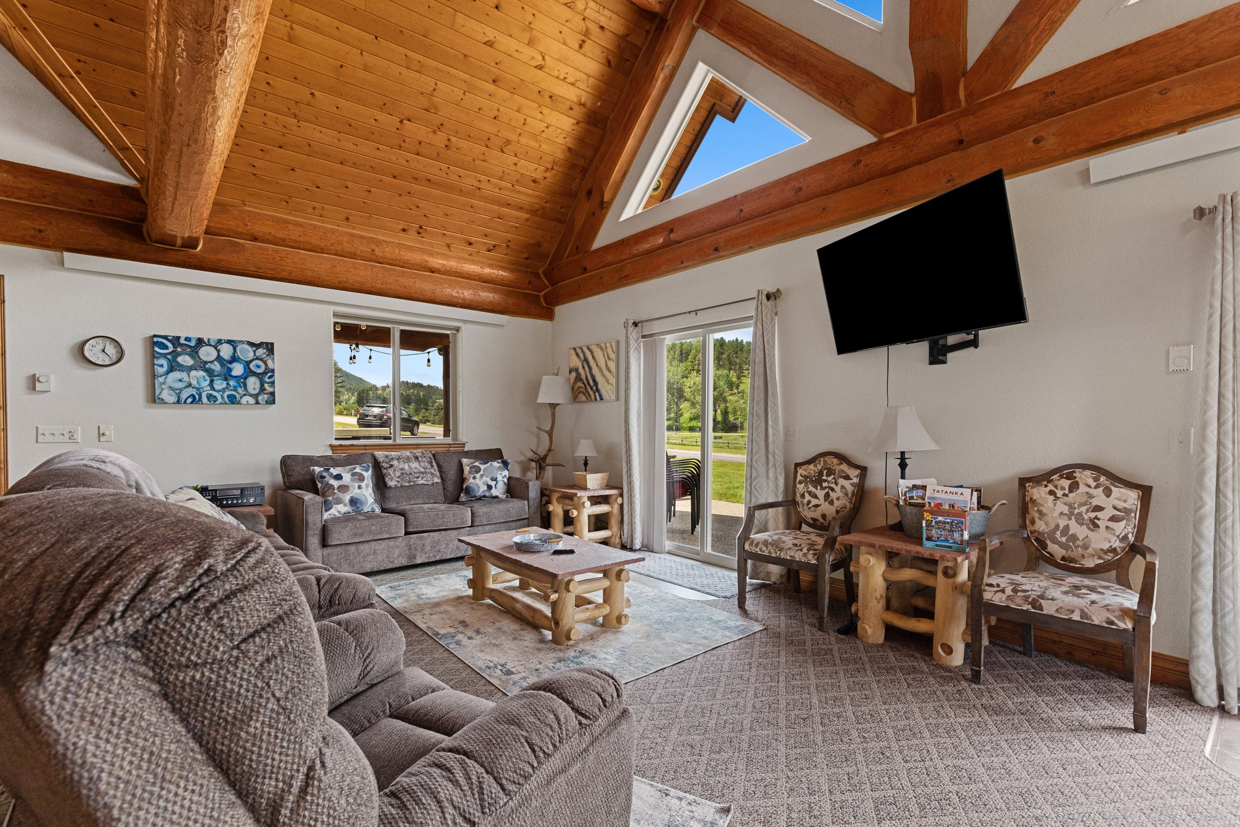 12727HappyTrails-CreeksideGemint02.jpg