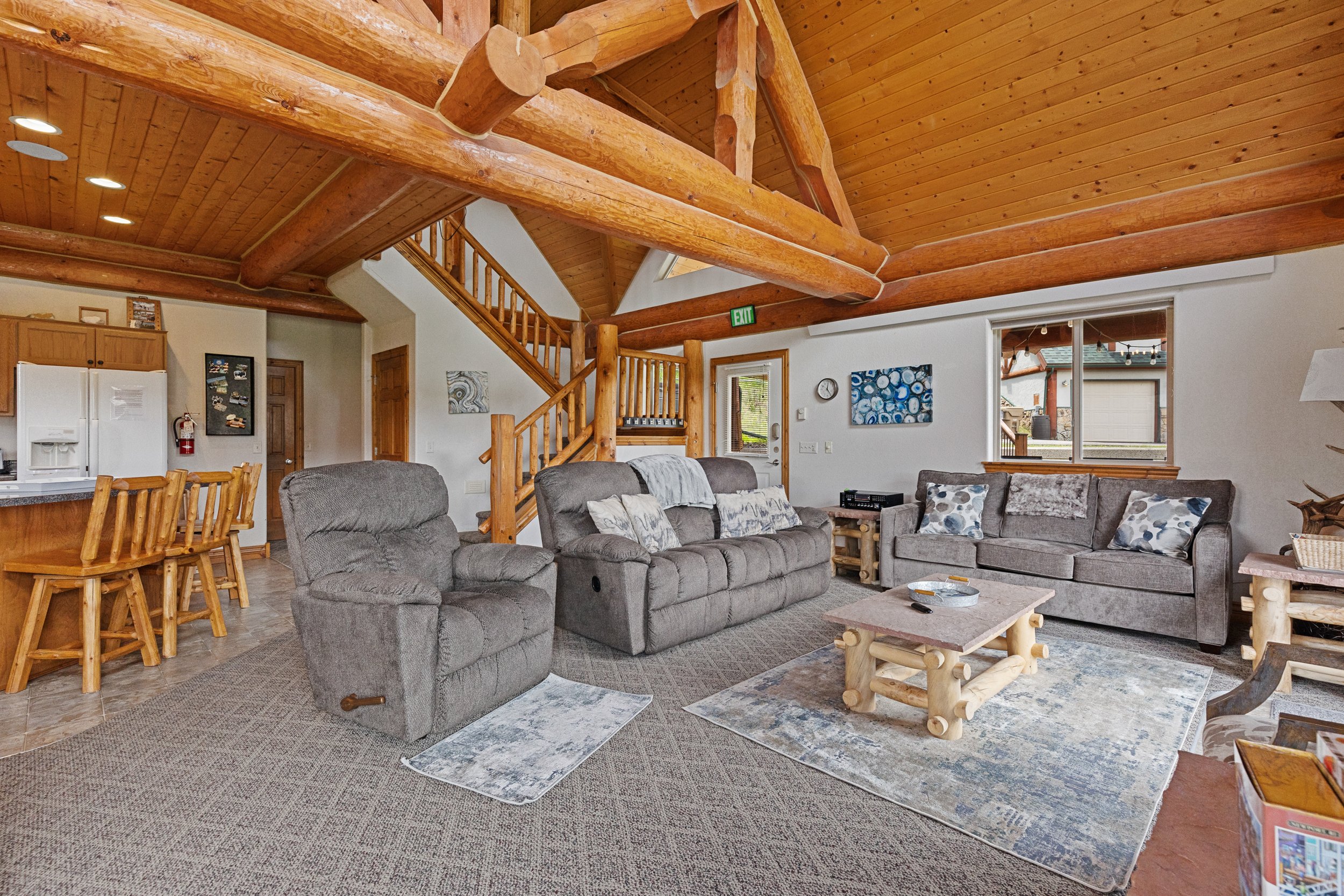 12727HappyTrails-CreeksideGemint03.jpg