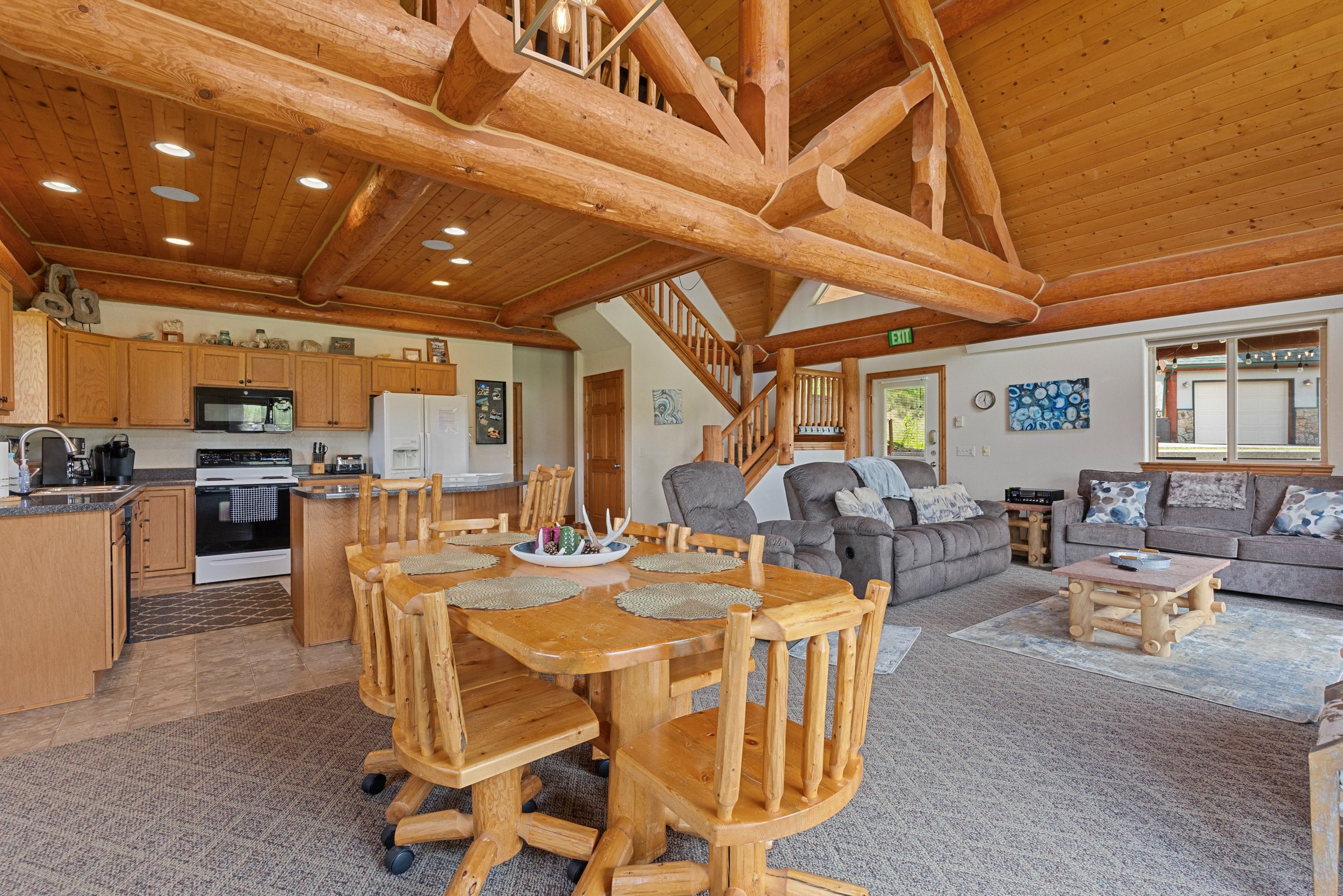 12727HappyTrails-CreeksideGemint07.jpg