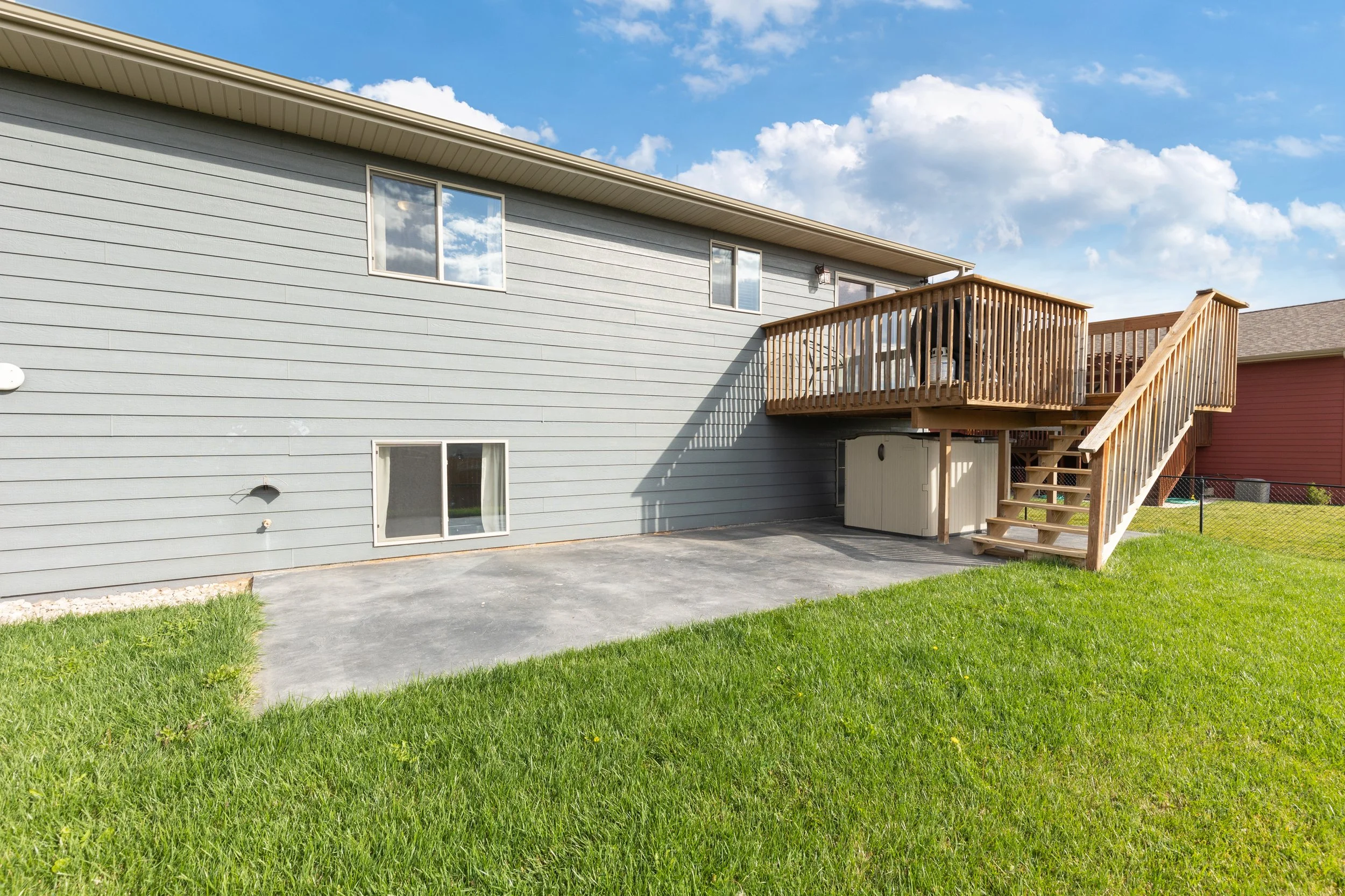 2654MeadowsDrext06.jpg