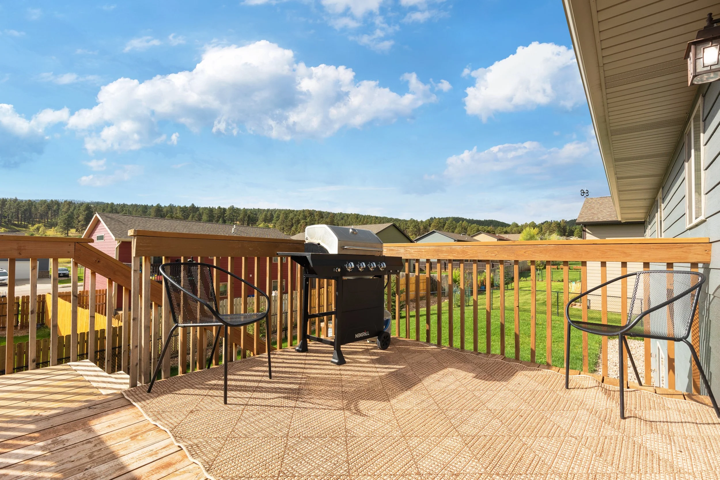 2654MeadowsDrext09.jpg