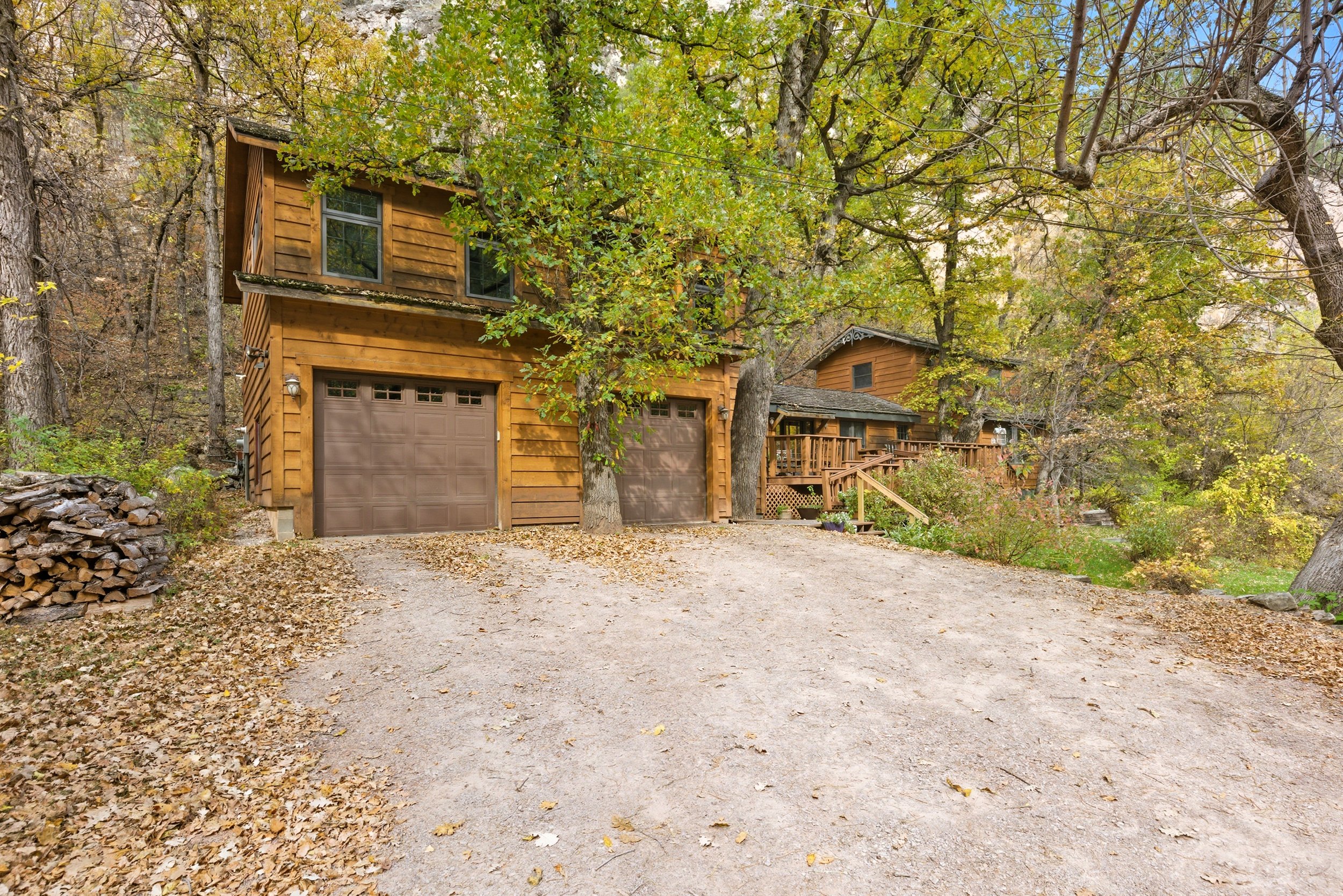 7450DarkCanyonRd03.jpg