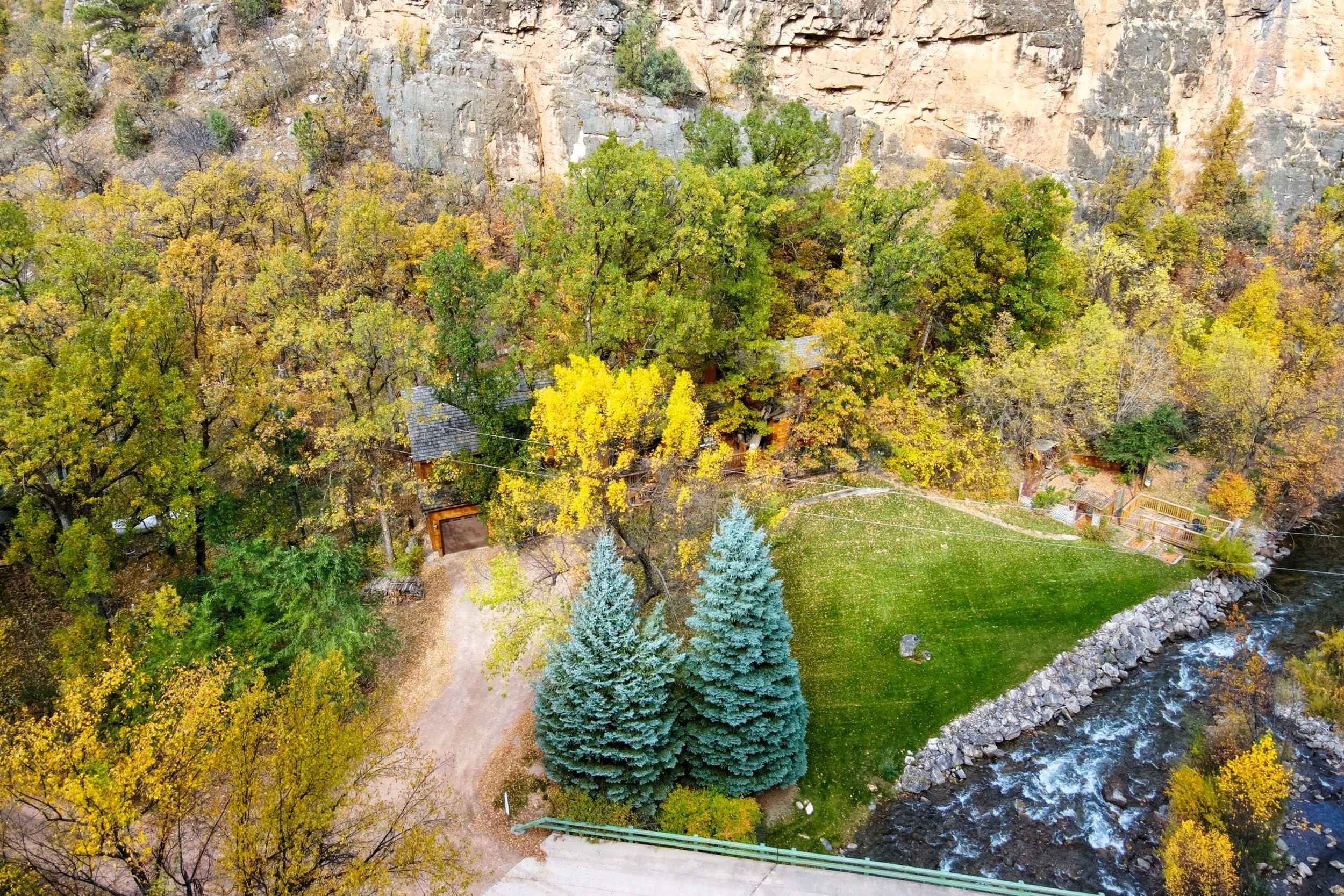 7450DarkCanyonRd20.jpg