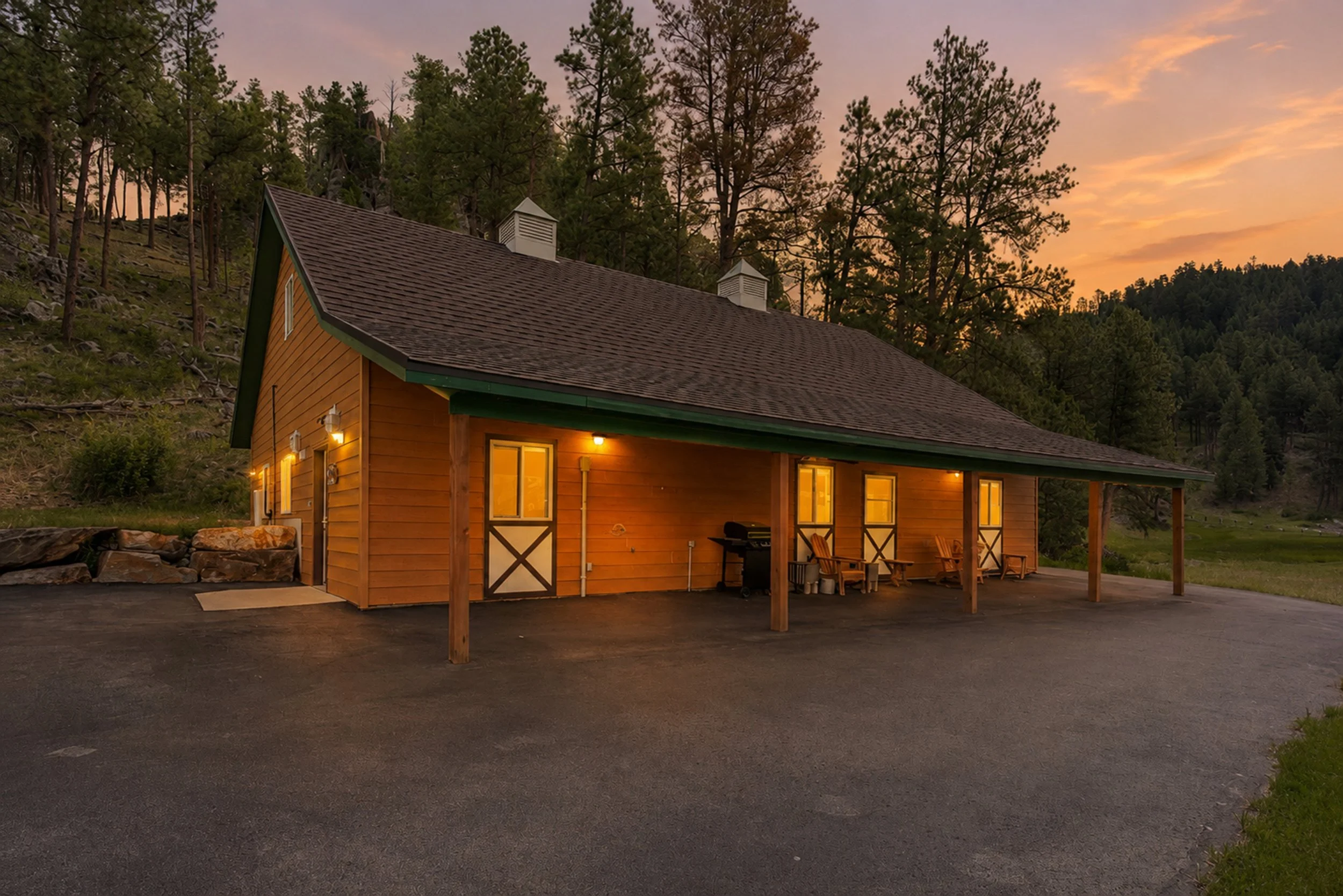 12746HappyTrailsext12Twilight.jpg
