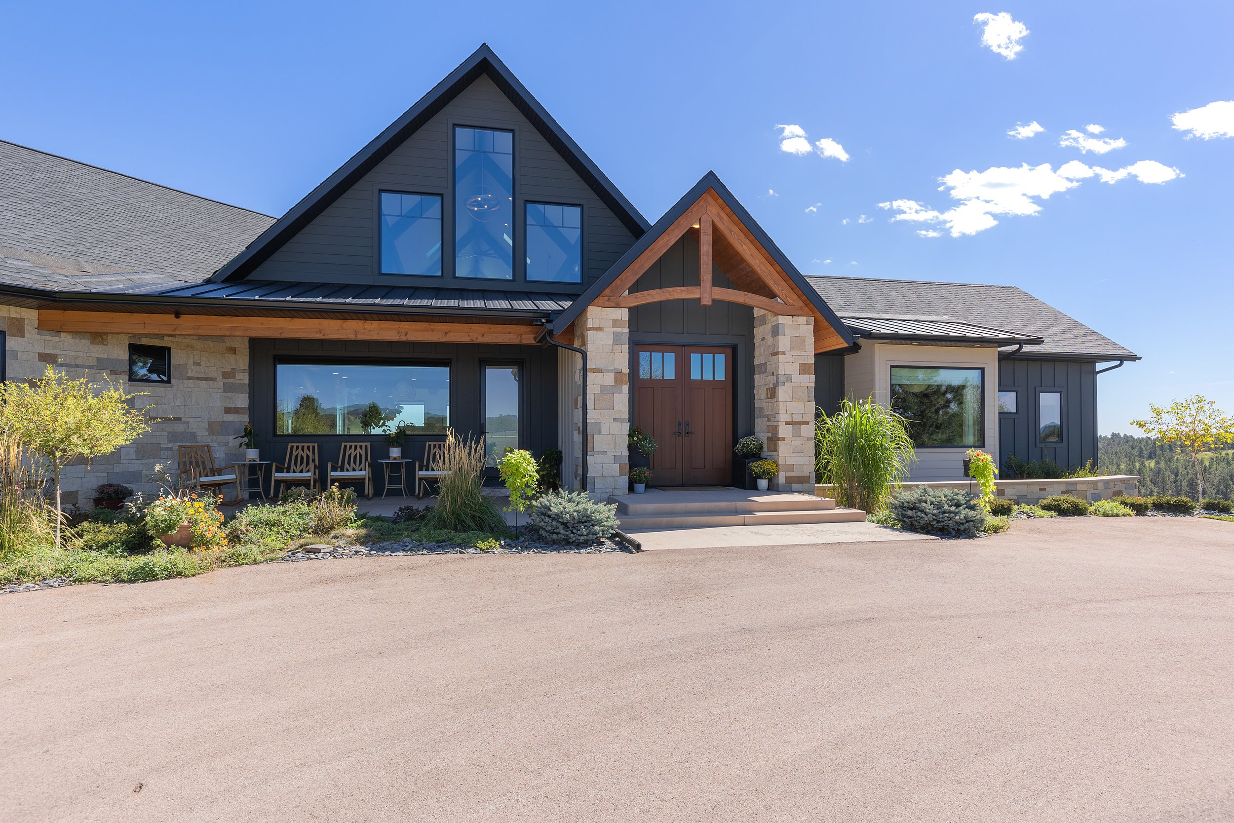 23798CoyoteFlatsRdext10.jpg