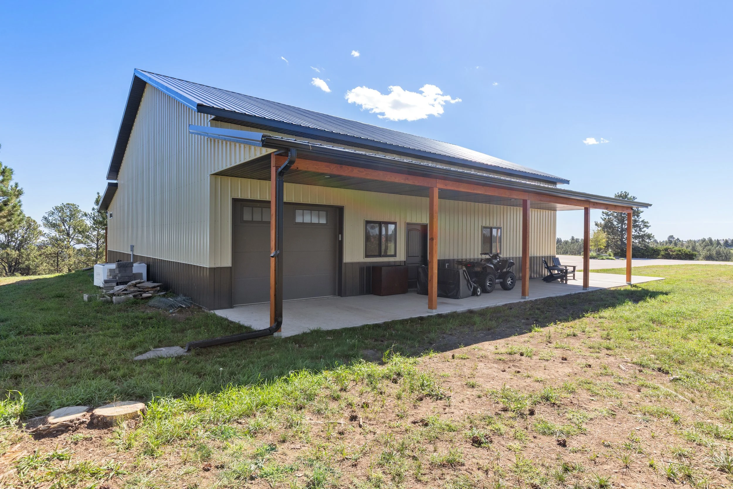 23798CoyoteFlatsRdext33.jpg