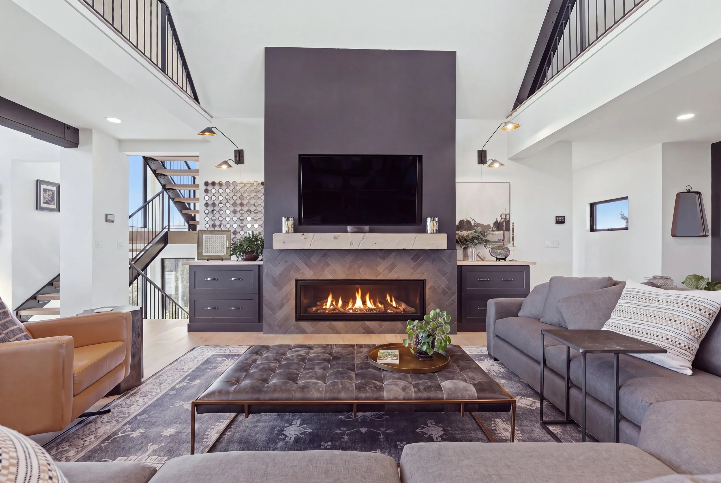 23798CoyoteFlatsRdint07Fire.jpg