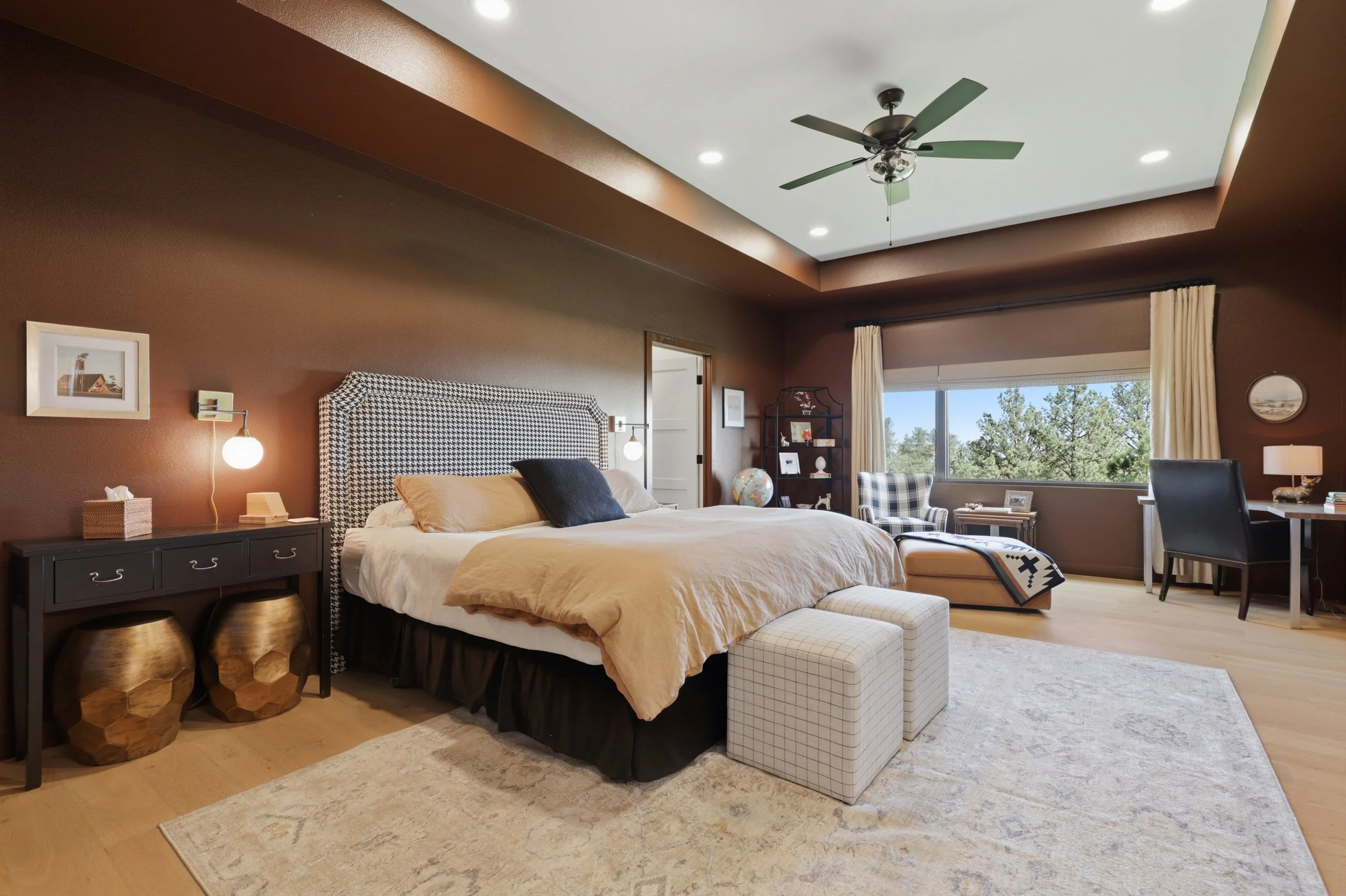 23798CoyoteFlatsRdint38.jpg