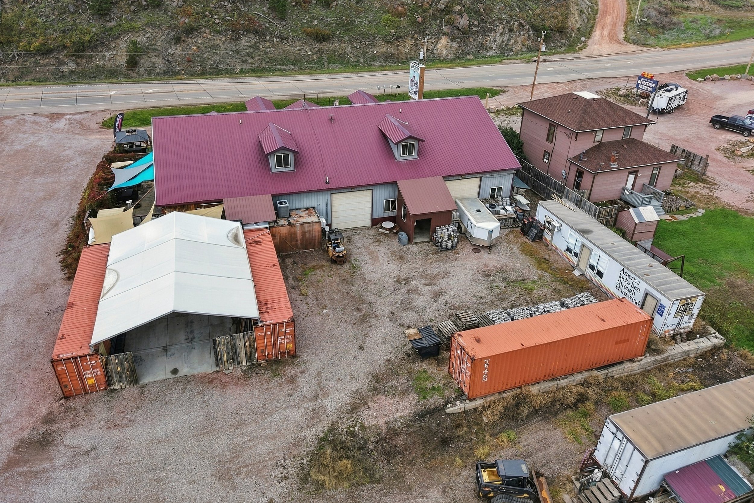 23851US-385-66.jpg