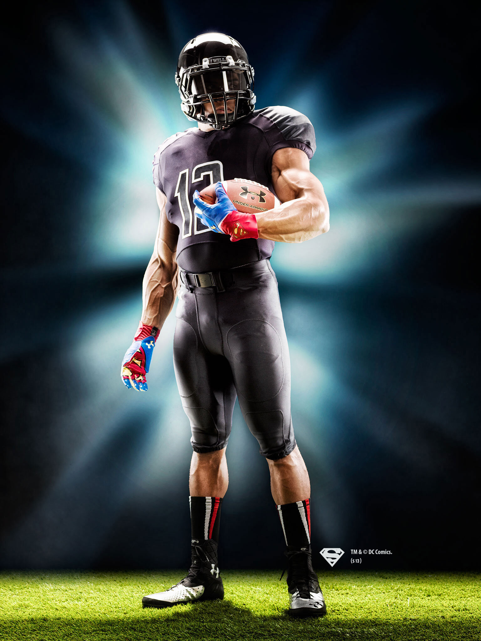 2013_6_28_UA_FOOTBALL_Superman2.jpg