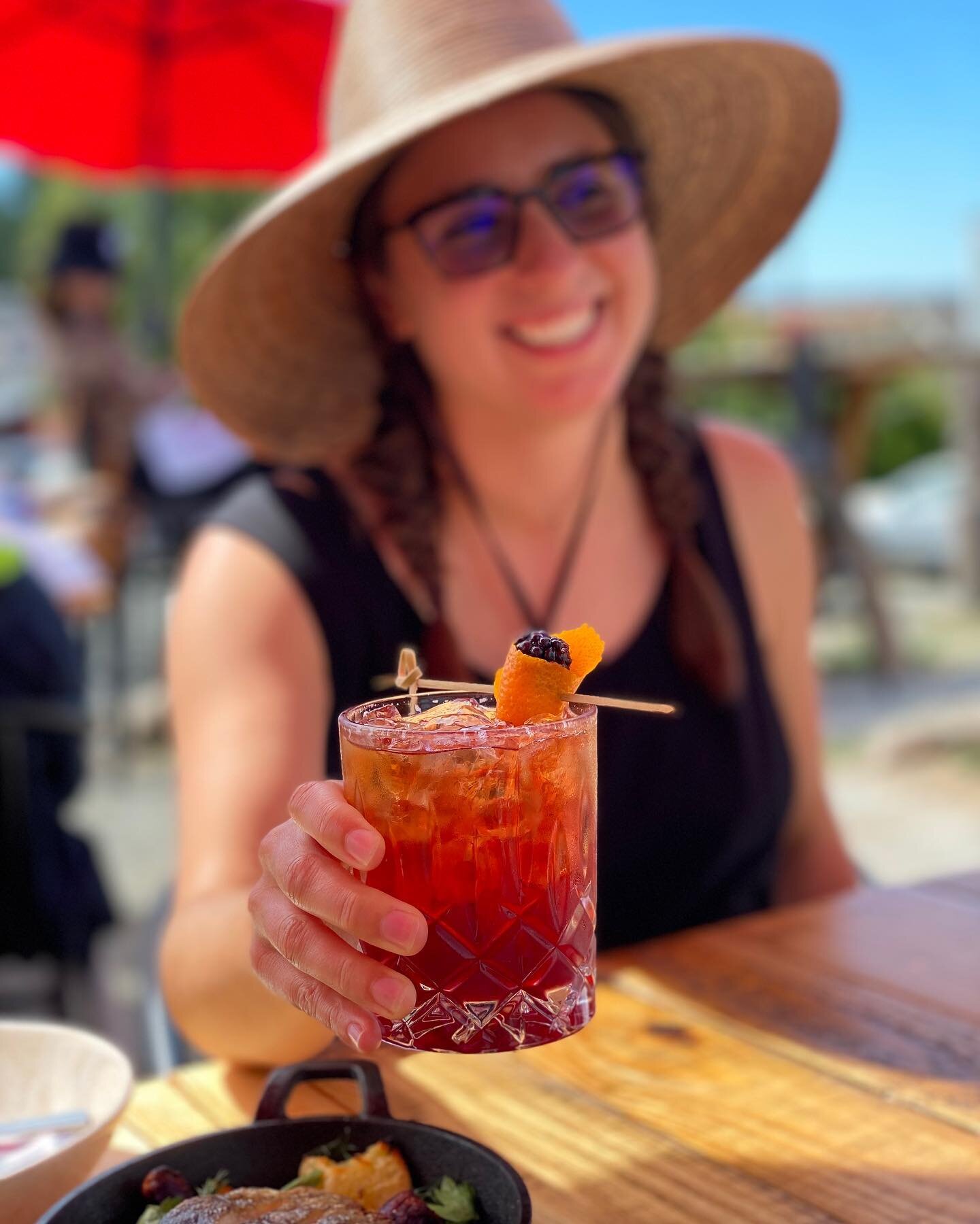 Blue skies ahead! ☀️ The deck is open for outdoor dining, but reminder that we have limited walk-in availability and reservations are recommended.

🍽 Book your reservations online at oystercatcherwhidbey.com -reservations are given first priority op