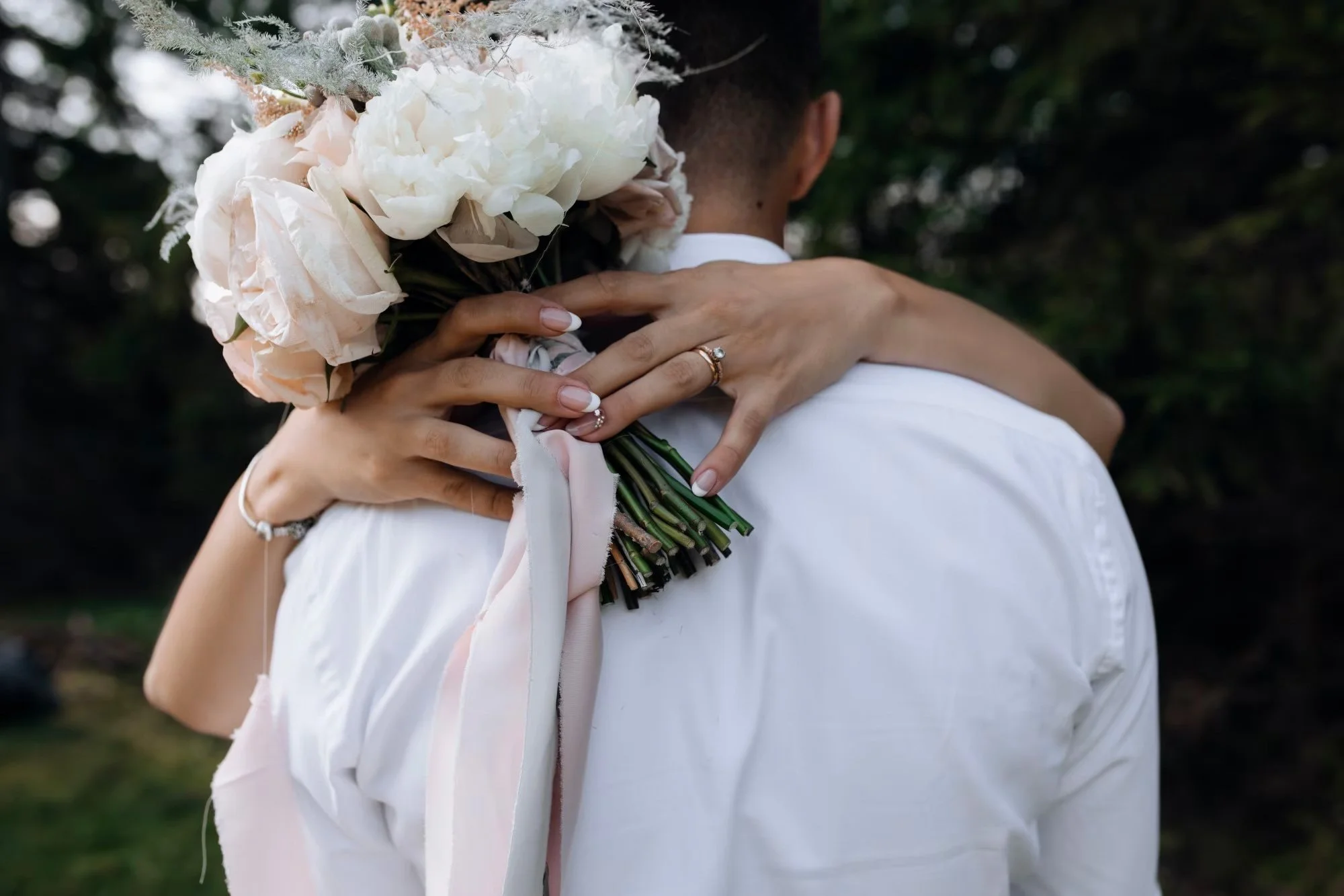 the-guesthouse-maleny-intimate-elopements-gallery-10.jpg