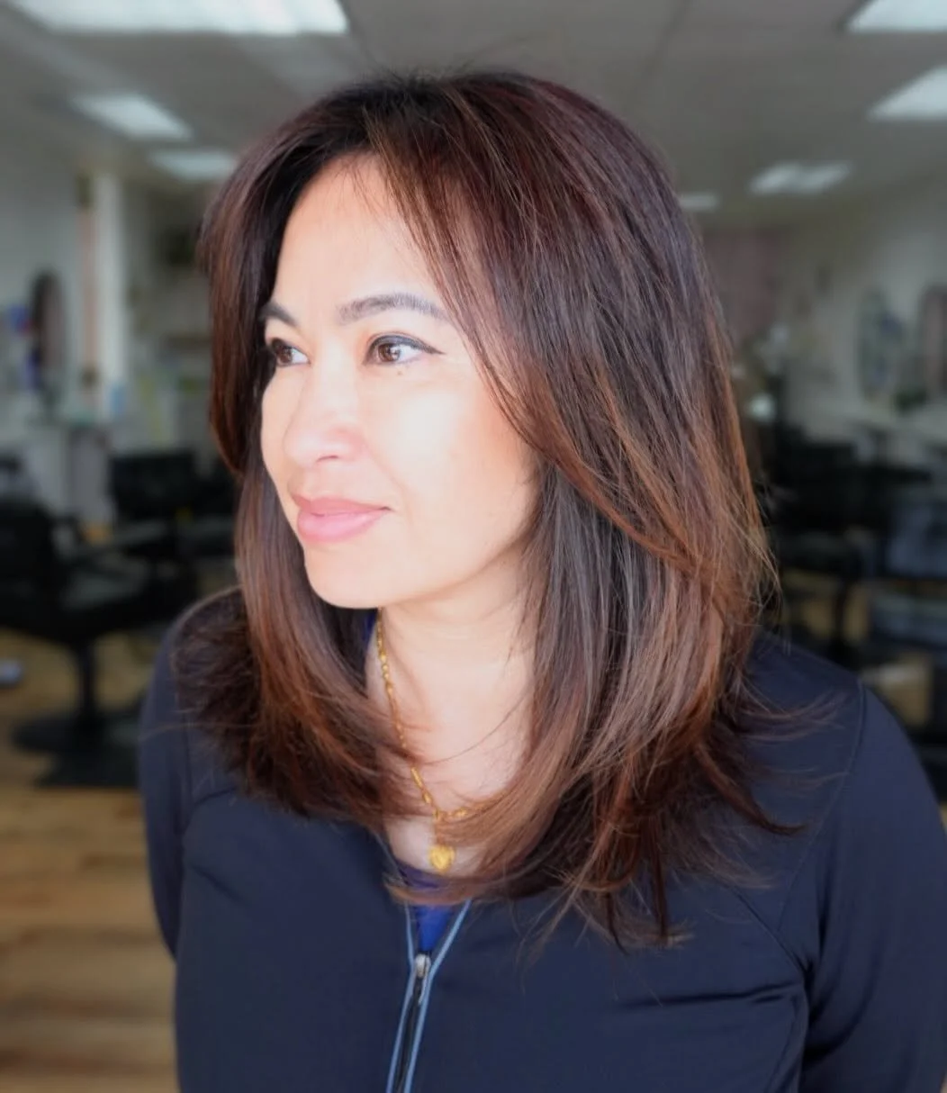 Just a little model day magic at SLH ✨
New techniques, continued education, and results we can&rsquo;t stop staring at. The before + after has me obsessed.

#balayage #denverbalayagespecialist #westminstercolorado