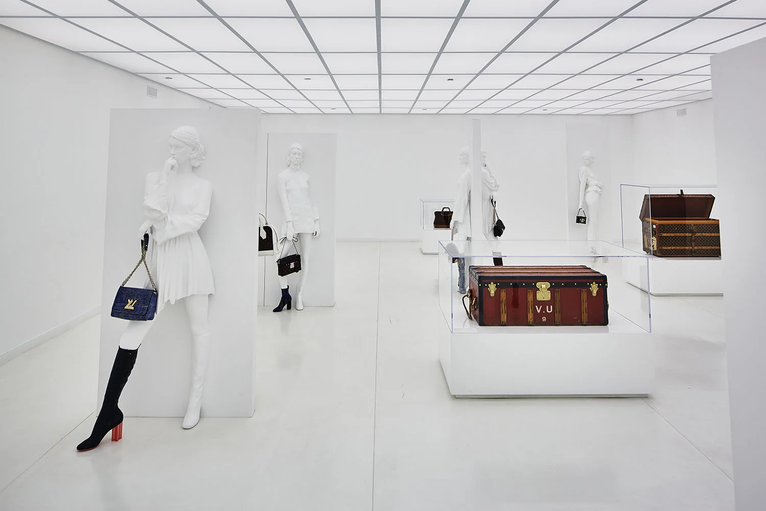 M-011-Louis Vitton_69A5507.jpg