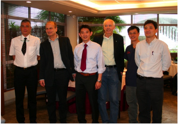 Drs. Aymeric Lim, Peter Bleuler, Jonathan Y. Lee, Reimer Hoffman, Peng Yong-Peng, Tan Ter-Chyan