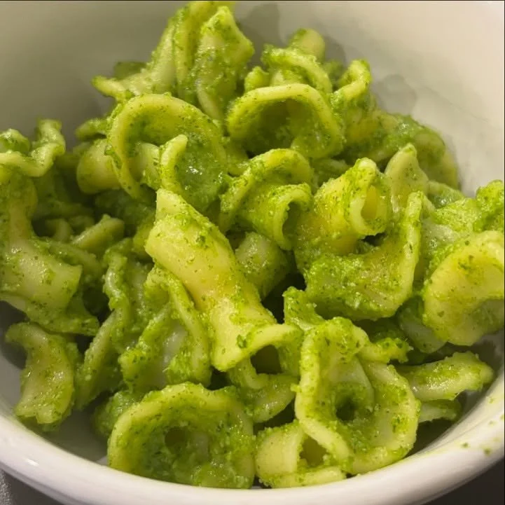 Have you heard? We are now selling pints of our signature Pesto Pasta in carryout! 👏

Made fresh in our kitchen, enjoy our homemade pesto paired with delightful pasta on your lunch break, at home with the family, or even a quick snack in between act