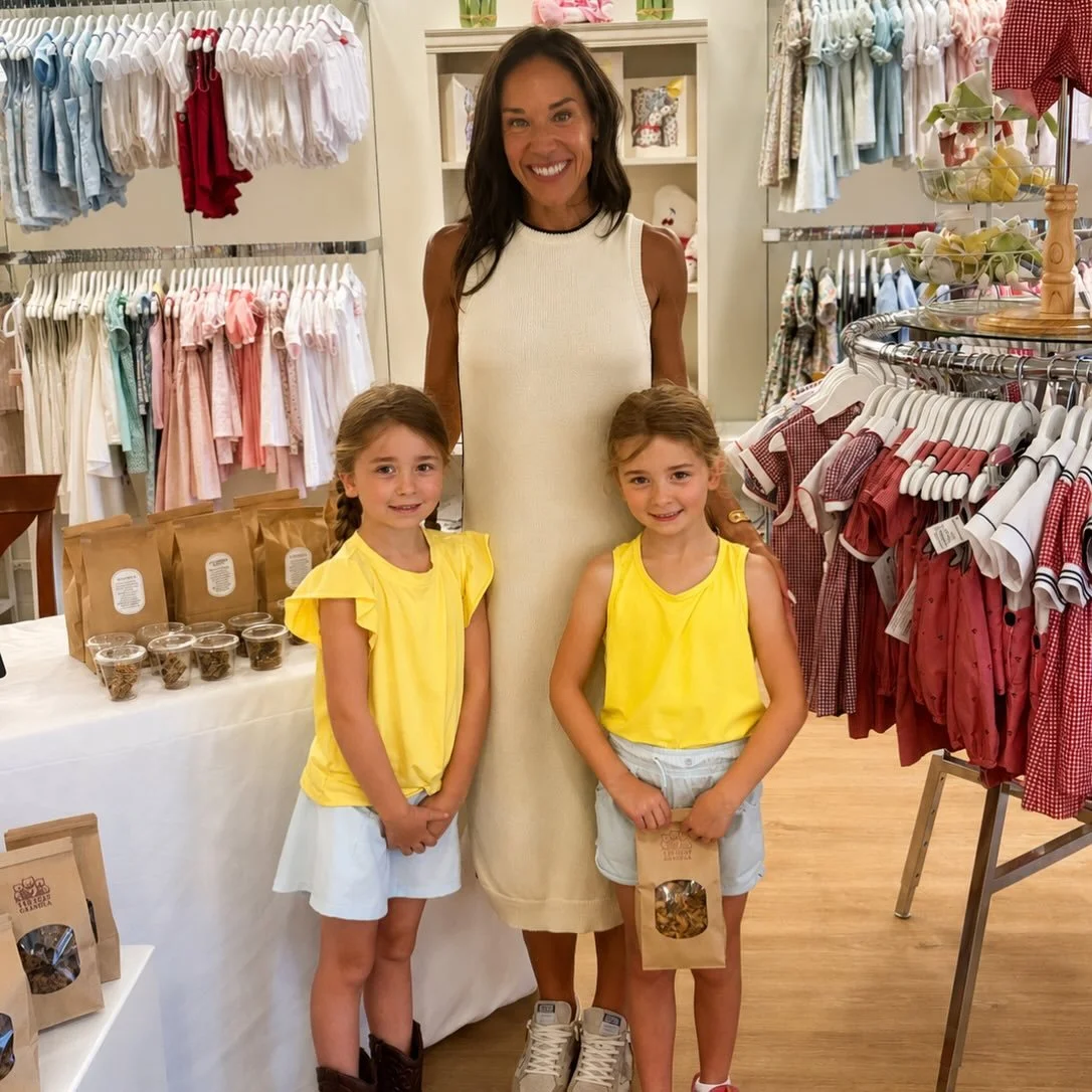 Don&rsquo;t let this rainy day get in the way of you tasting @3bearsgranola &mdash; a female-founded business! 🐻🐻🐻 Founder Laura Dunlop is currently in our store explaining the story behind her product, as well as offering the opportunity to taste