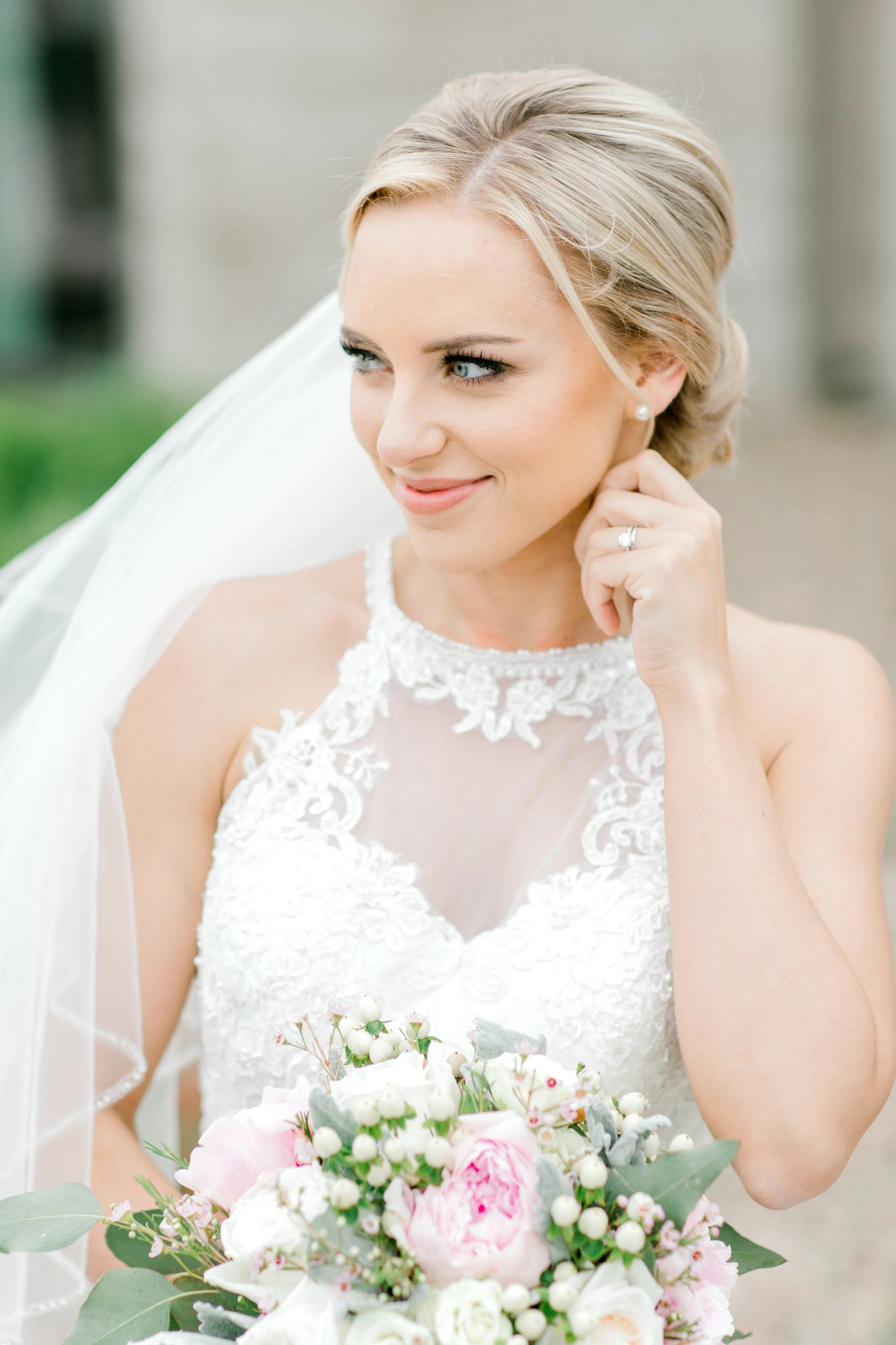 MichelewithoneLPhotography_ColoradoSpringsWeddingPhotographer_TillKitchenWedding-831.jpg