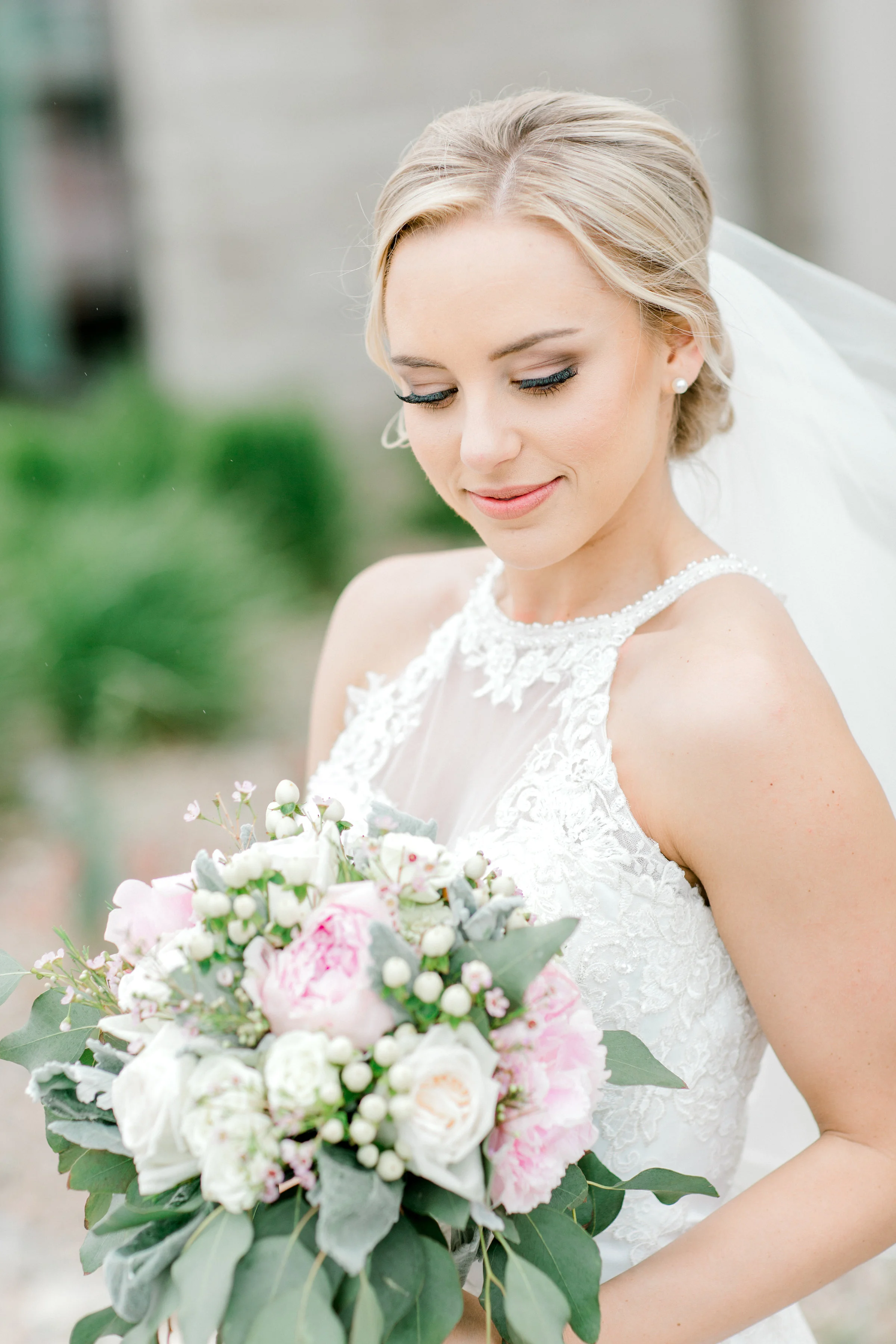 MichelewithoneLPhotography_ColoradoSpringsWeddingPhotographer_TillKitchenWedding-822.jpg