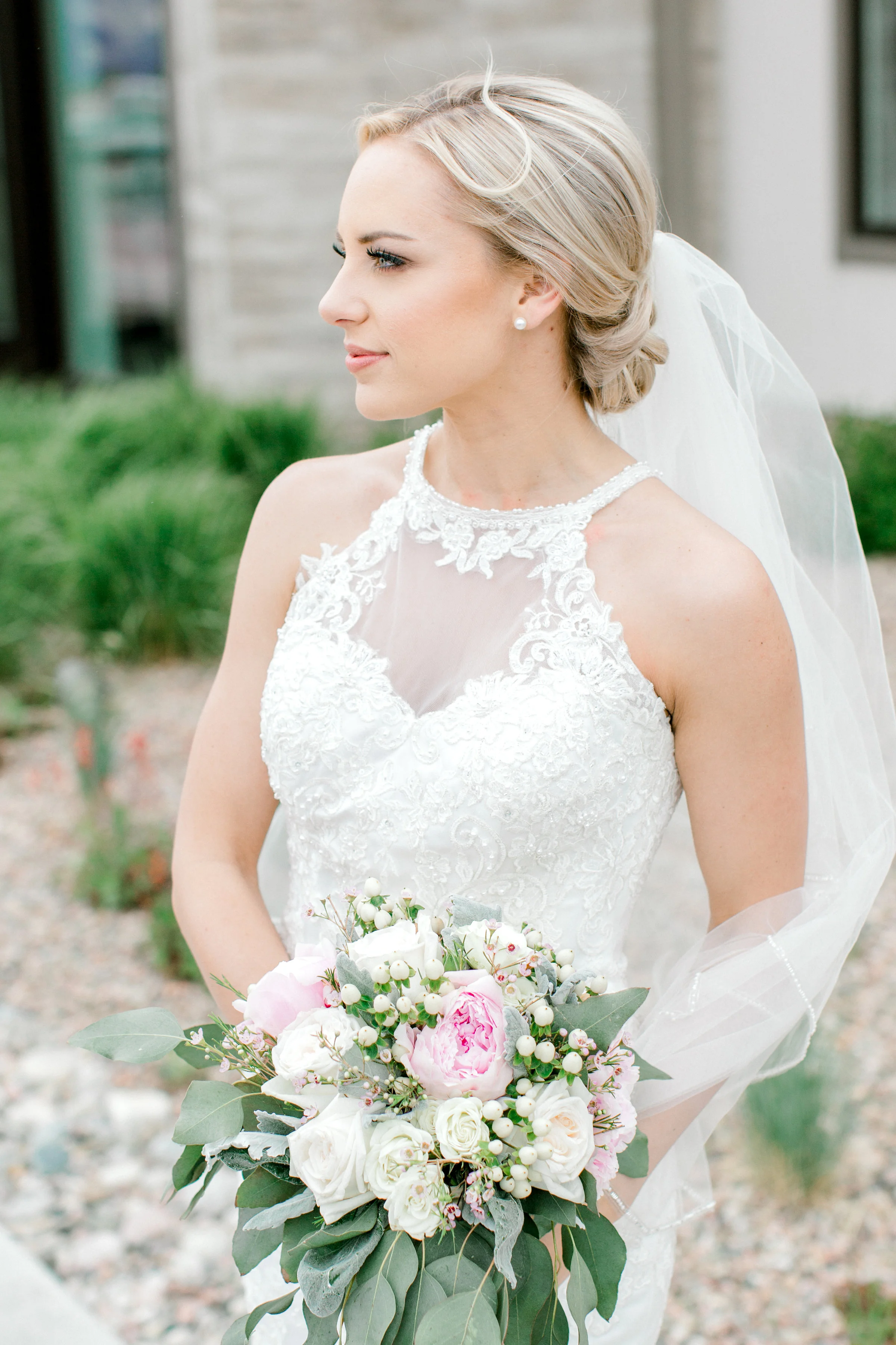MichelewithoneLPhotography_ColoradoSpringsWeddingPhotographer_TillKitchenWedding-826.jpg