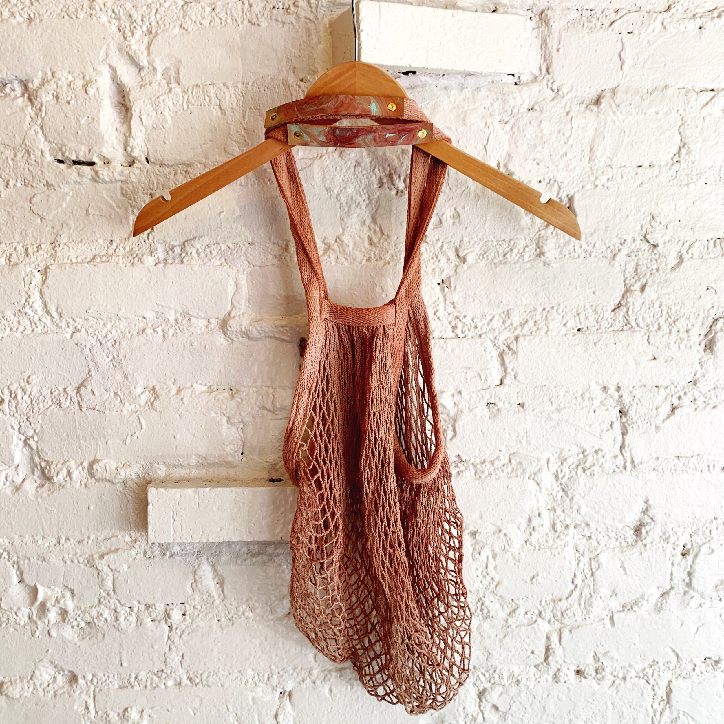 naturally dyed market bag / leather 