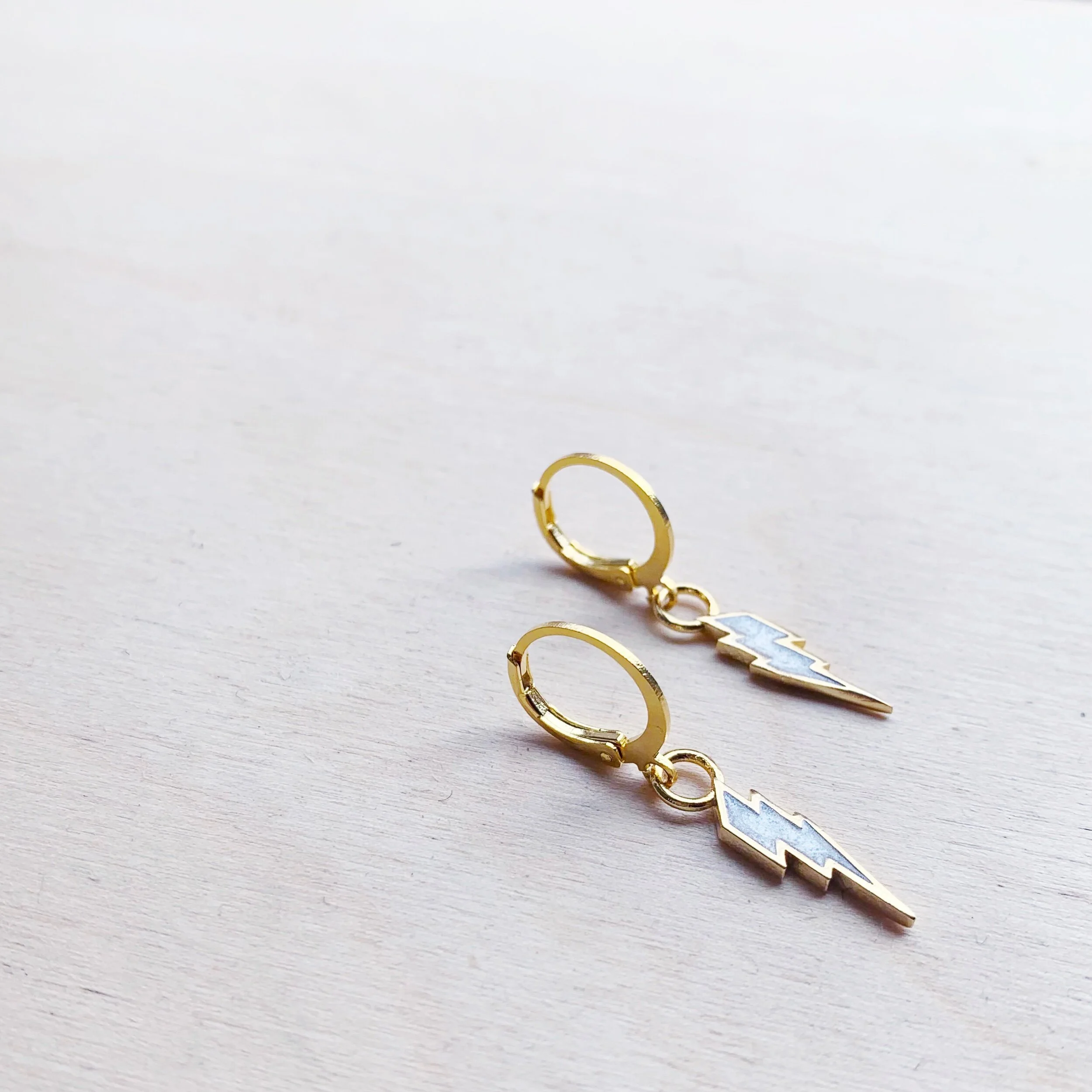 DFEA2BE8-EC1B-49E7-A555-DDEC0C5DDA6F