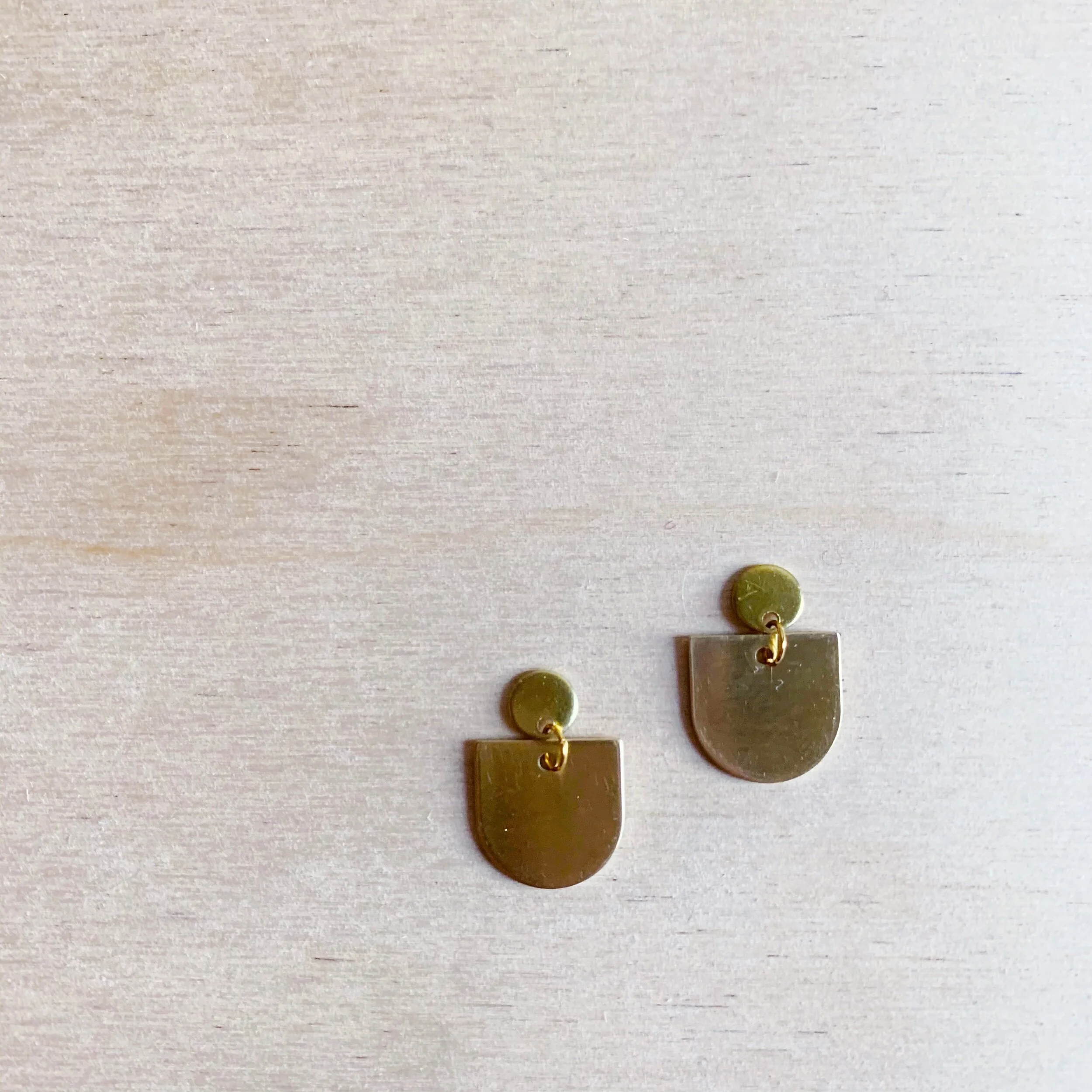 E03984FD-E669-48B9-A793-E80294735B01