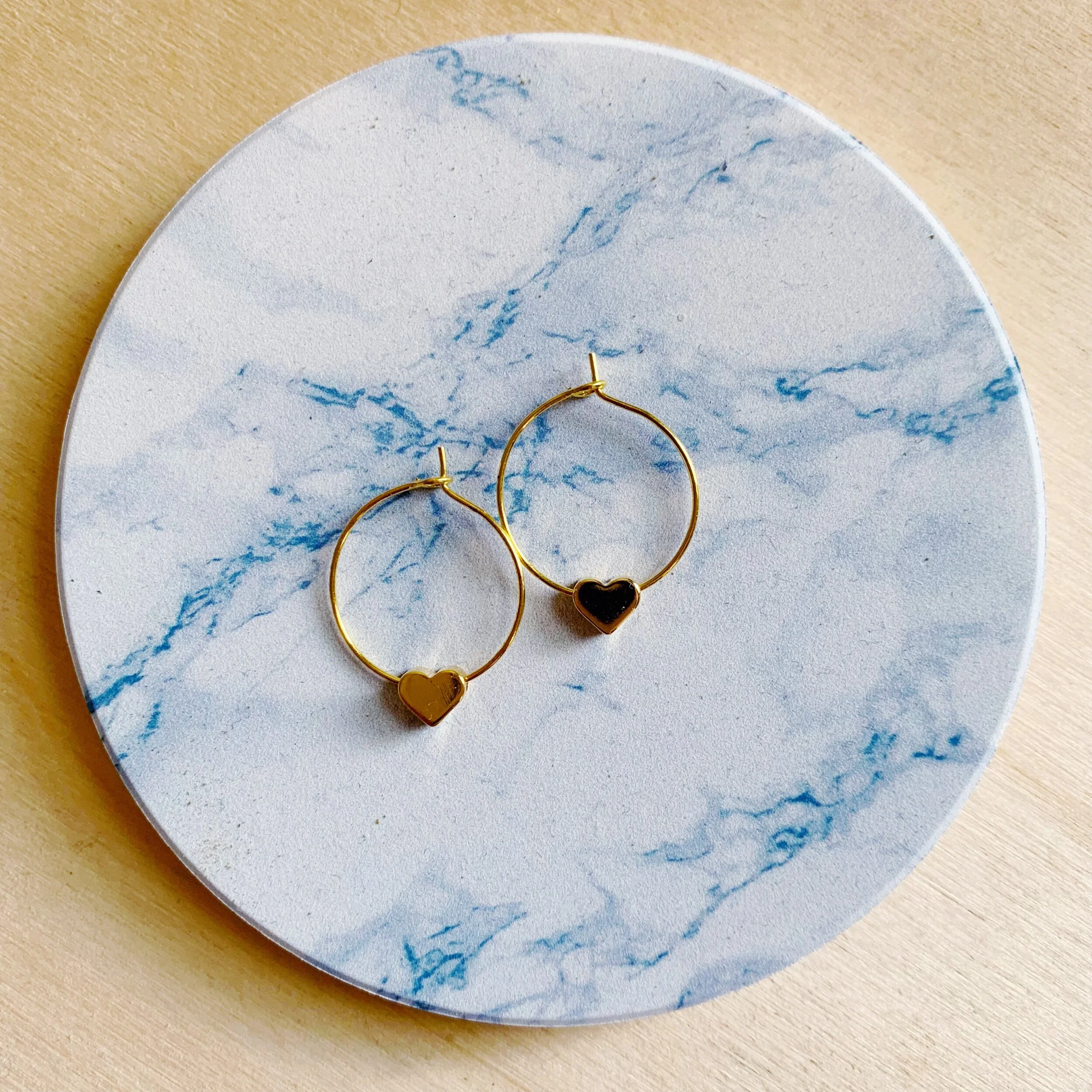 B990CD8B-32AD-4946-AEE2-1925E2DF6ABB