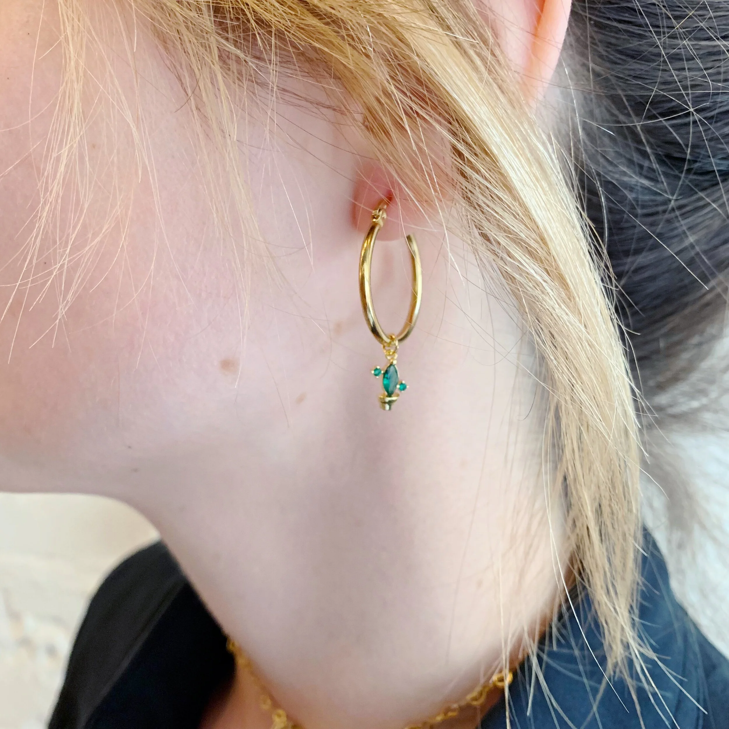 7D2BCE2E-C574-4FBB-A653-7E5DD96F315A