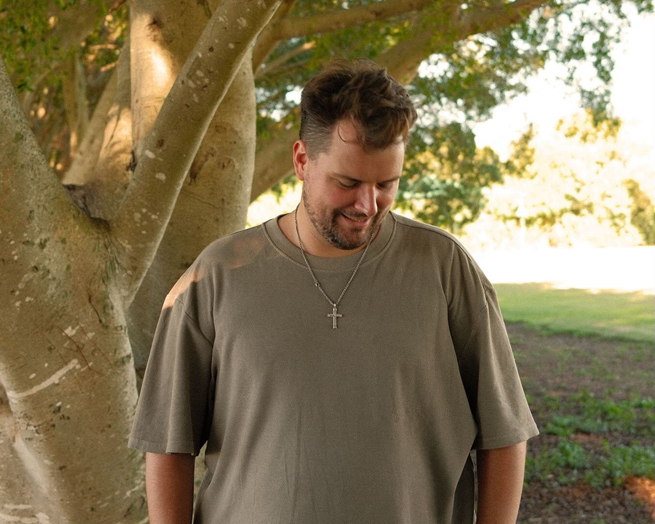 SUNNY COAST FRIENDS! 🍃
I&rsquo;m incredibly excited to be playing this Sunday at the Secret Garden in Maroochy Bushland Botanic Garden with Dan Horne!

Tickets are available via the link in my bio &amp; would absolutely love to see you there ✨

@tro