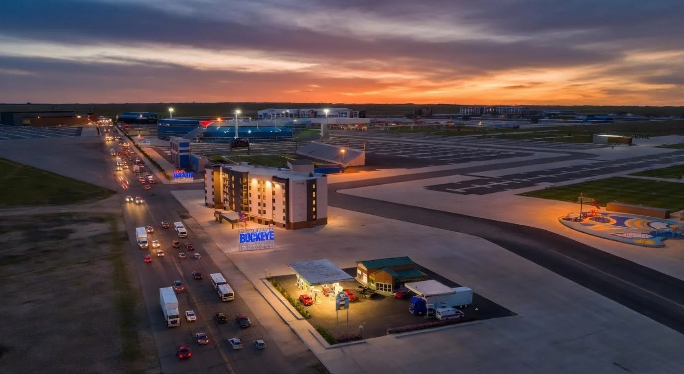 BB Service Station Evening.png