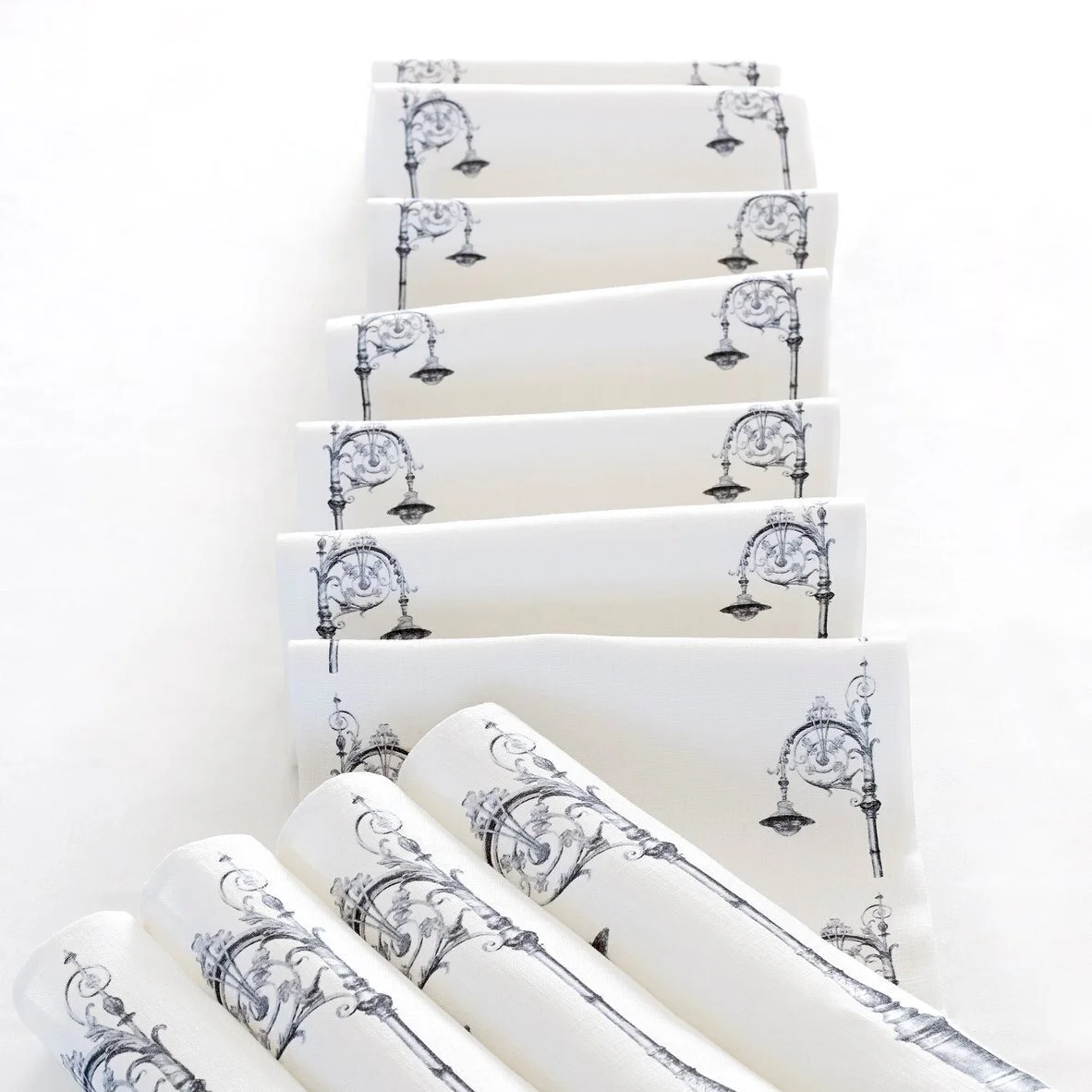 Old Dublin Streetlamps Table Runner