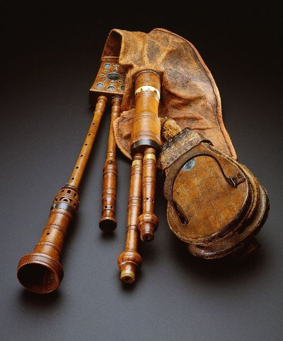 The Uilleann Pipes