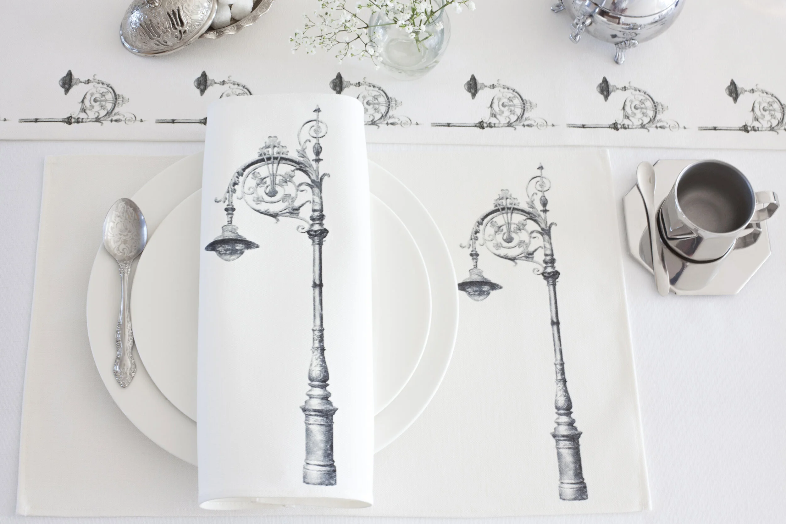 Dubli Streetlamps Napkins (3).jpg