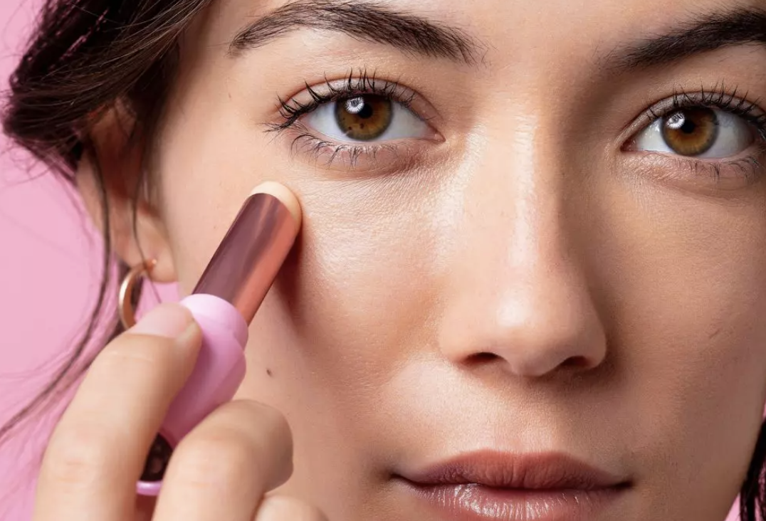 Dark Circles Beware: Peace Out’s Retinol Eye Stick Is Not Here to Play