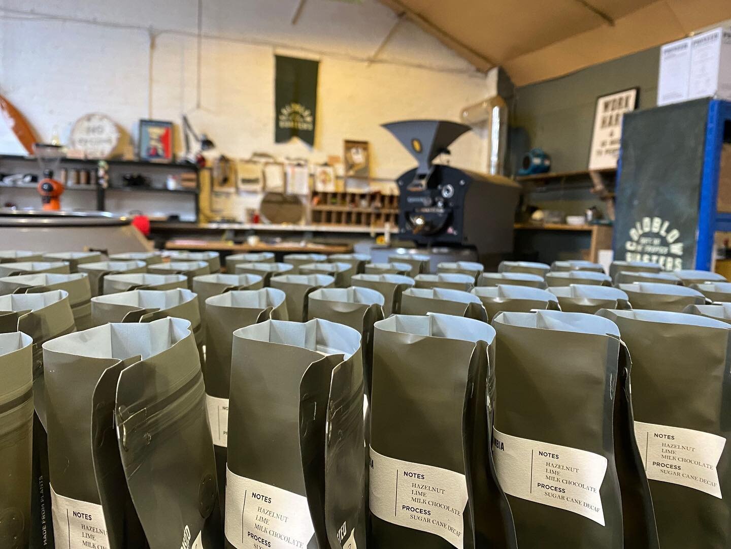 TGIF. What a week.

This week we had the pleasure of being part of Dog &amp; Hat's coffee subscription,  as well as an acute case of RSI. 

For this 646 bags or 161.5 kilos of coffee was roasted, hand labeled, filled, sealed &amp; shipped. No easy fe