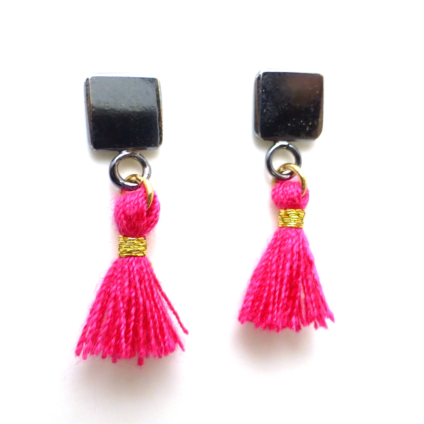 Pink Mini Tassle earrings 4.JPG