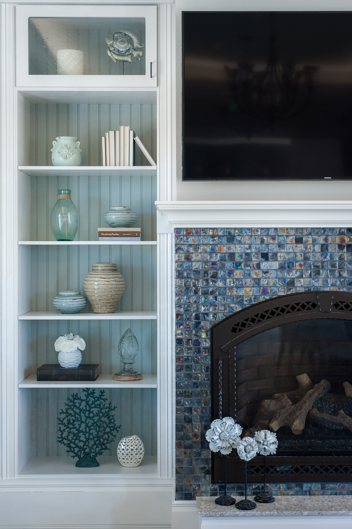 Micamy_Design_Studio_Interior_Design_Artisan_Lakes_Clubhouse_Serene_Coastal_Glass_Mosaic_Tile_Backsplash_Fireplace_SherwinWilliams_Crossville_Blue_ (4).jpg