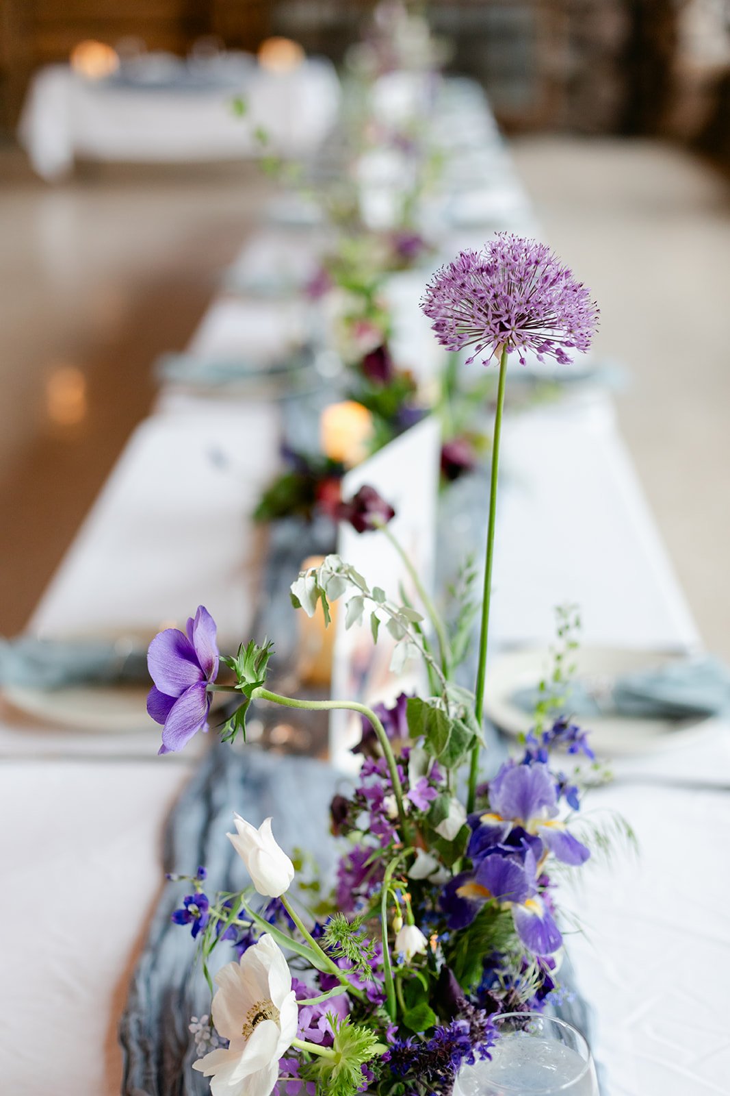 allium-pansy-anemone-arrangement