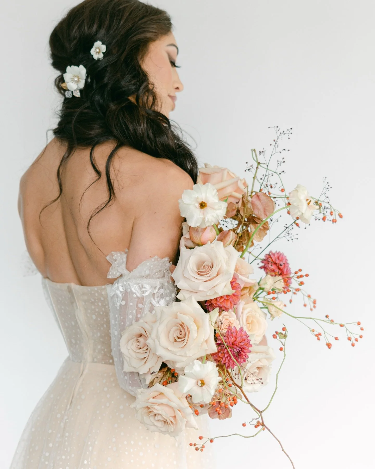 Afternoon pick me up ❤️
@orangephotographie 
@etherealhairmakeup