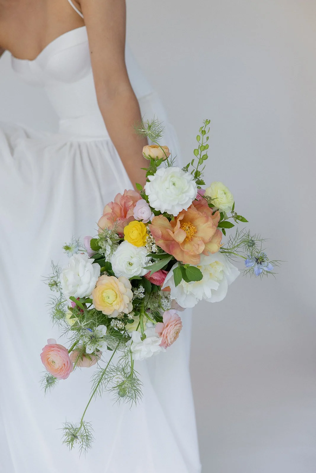 ito-peony-with-ranunculus-and-nigella