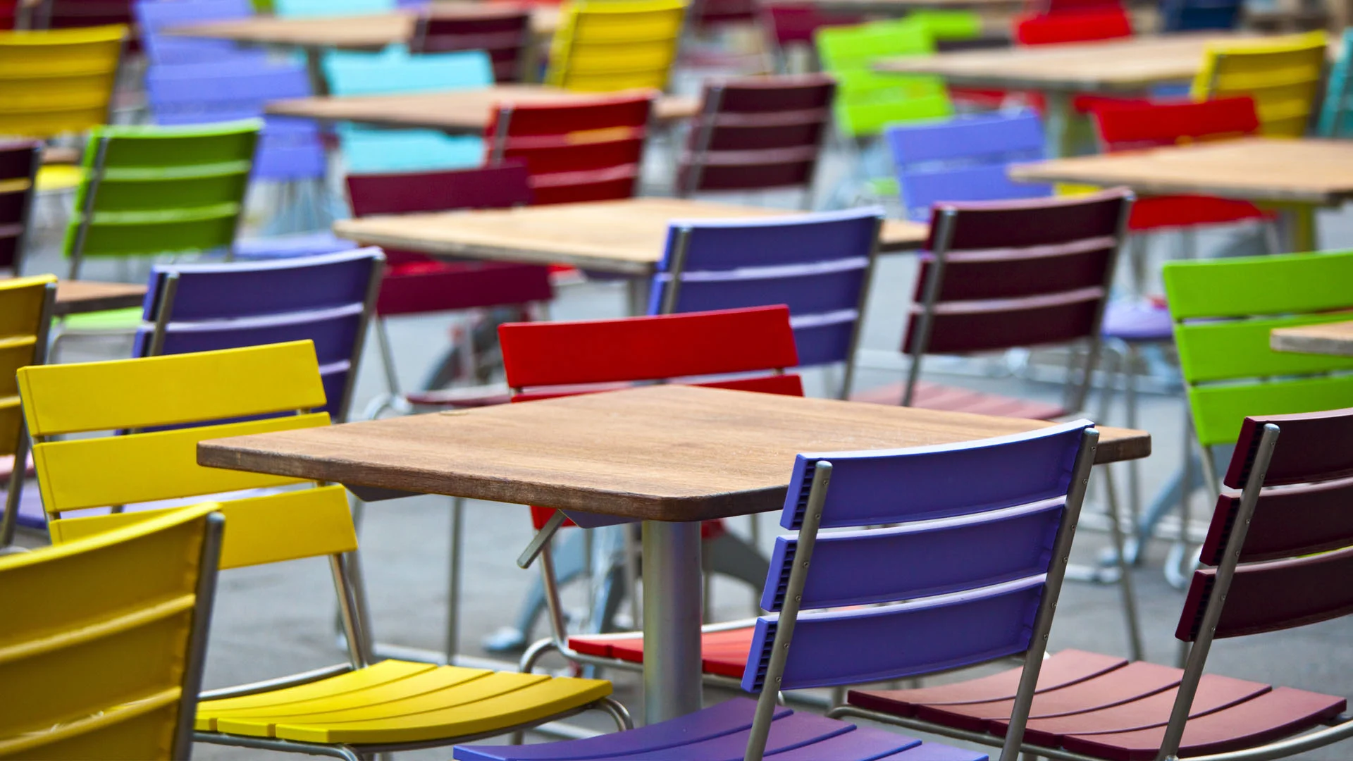Sidewalk Dining 