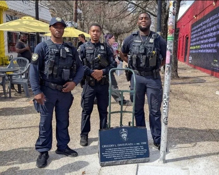 Davis+Sign+APD.jpg
