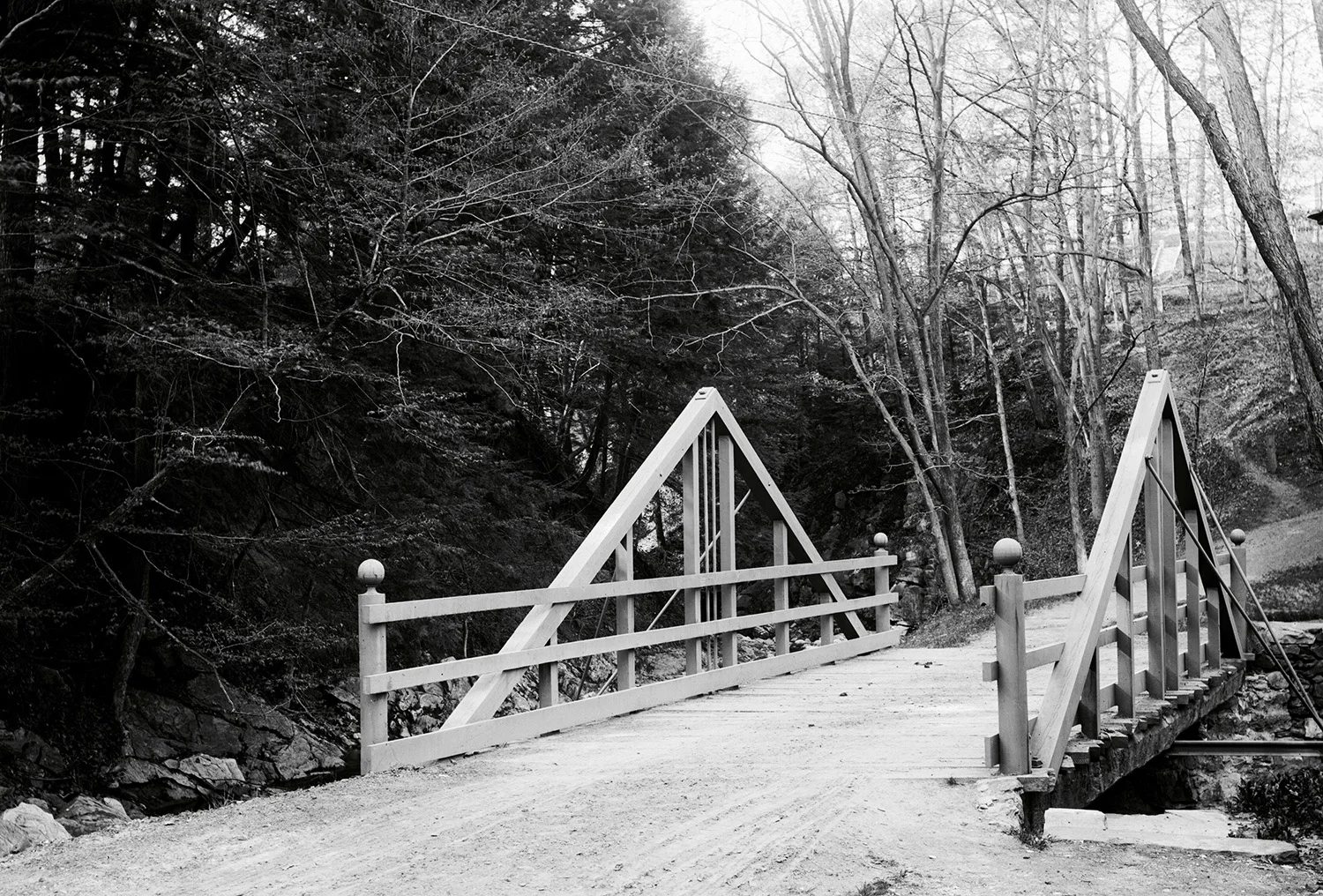 Dale Cemetery, old bridge entrance