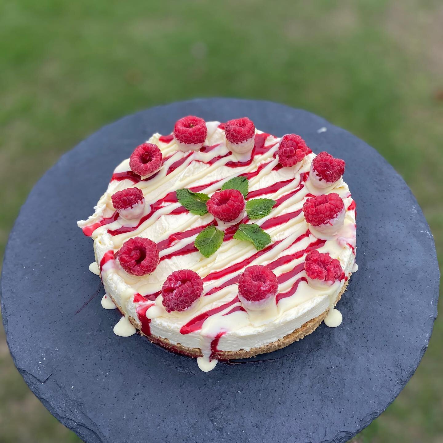 Our homemade white chocolate and raspberry cheesecake! 
Requested for the Essex and Hampshire county cricket.🍬🏏